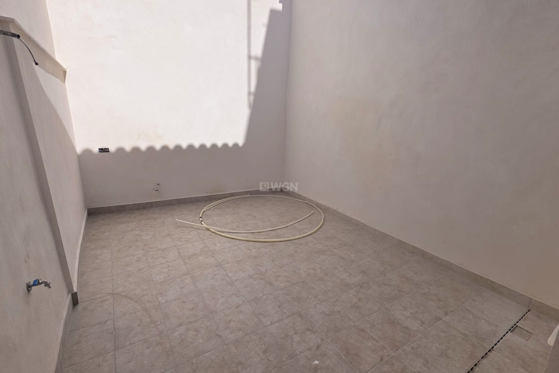 Odsprzedaż - Kamienica - Pinoso - Inland