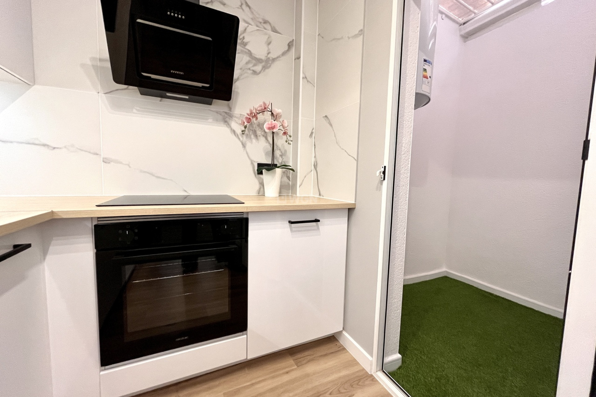 Odsprzedaż - Kamienica - Playa Flamenca - Costa Blanca