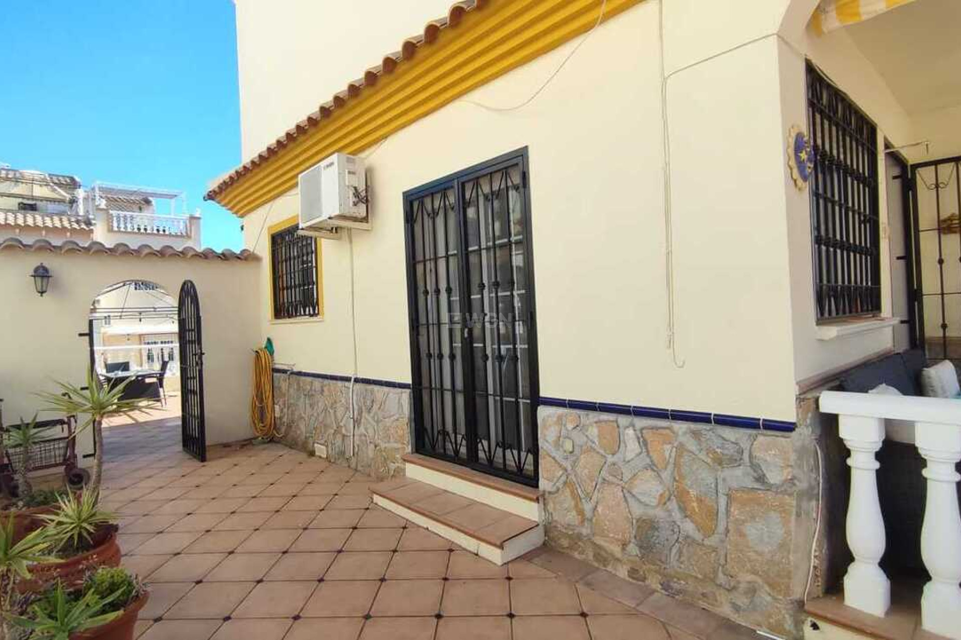 Odsprzedaż - Kamienica - Playa Flamenca - Costa Blanca