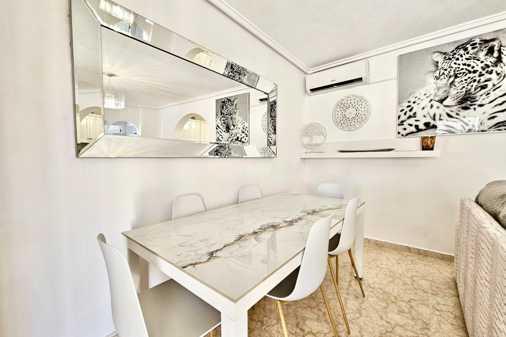 Odsprzedaż - Kamienica - Punta Prima - Costa Blanca