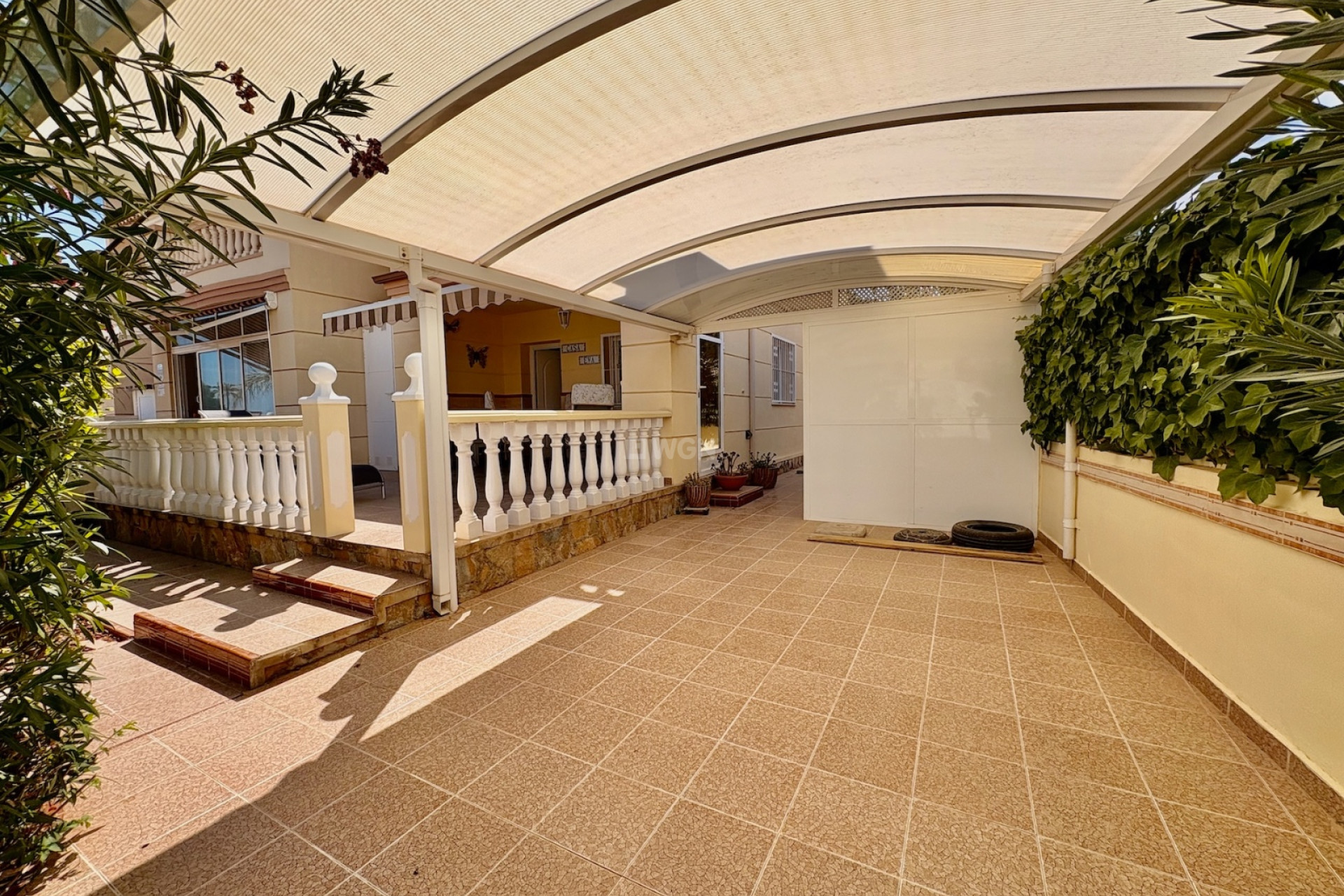 Odsprzedaż - Kamienica - Rojales - Inland