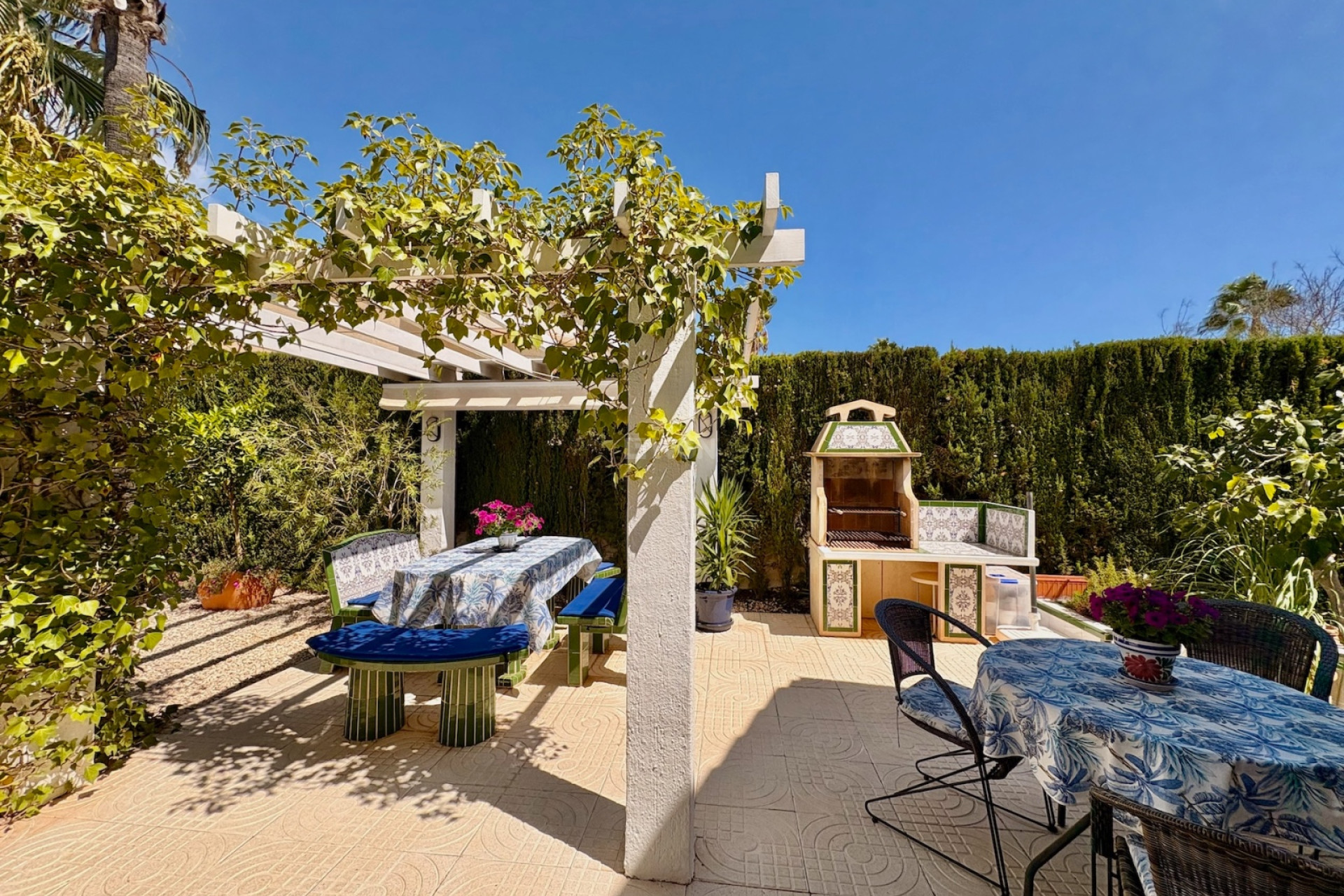 Odsprzedaż - Kamienica - Rojales - Inland