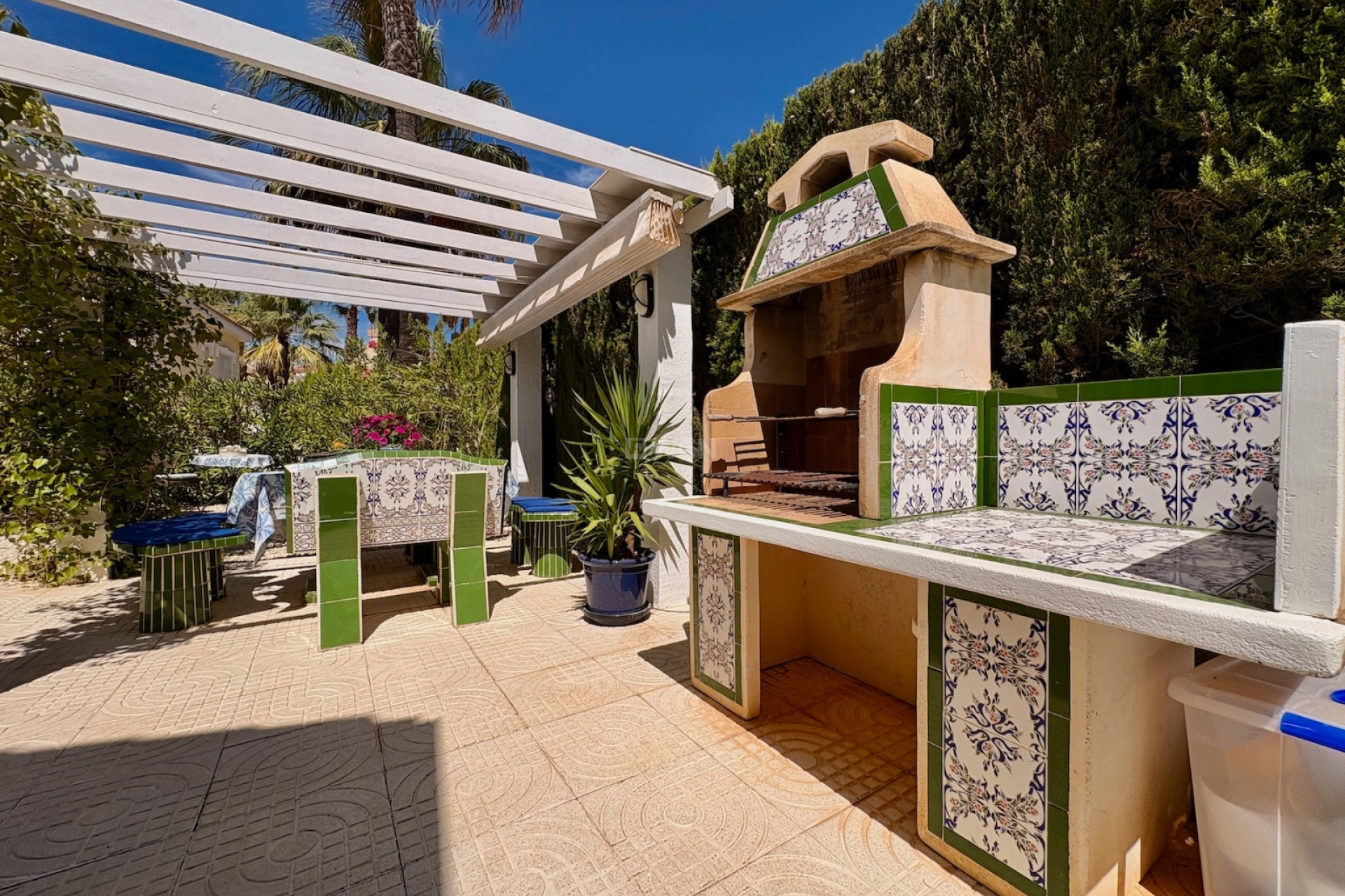 Odsprzedaż - Kamienica - Rojales - Inland