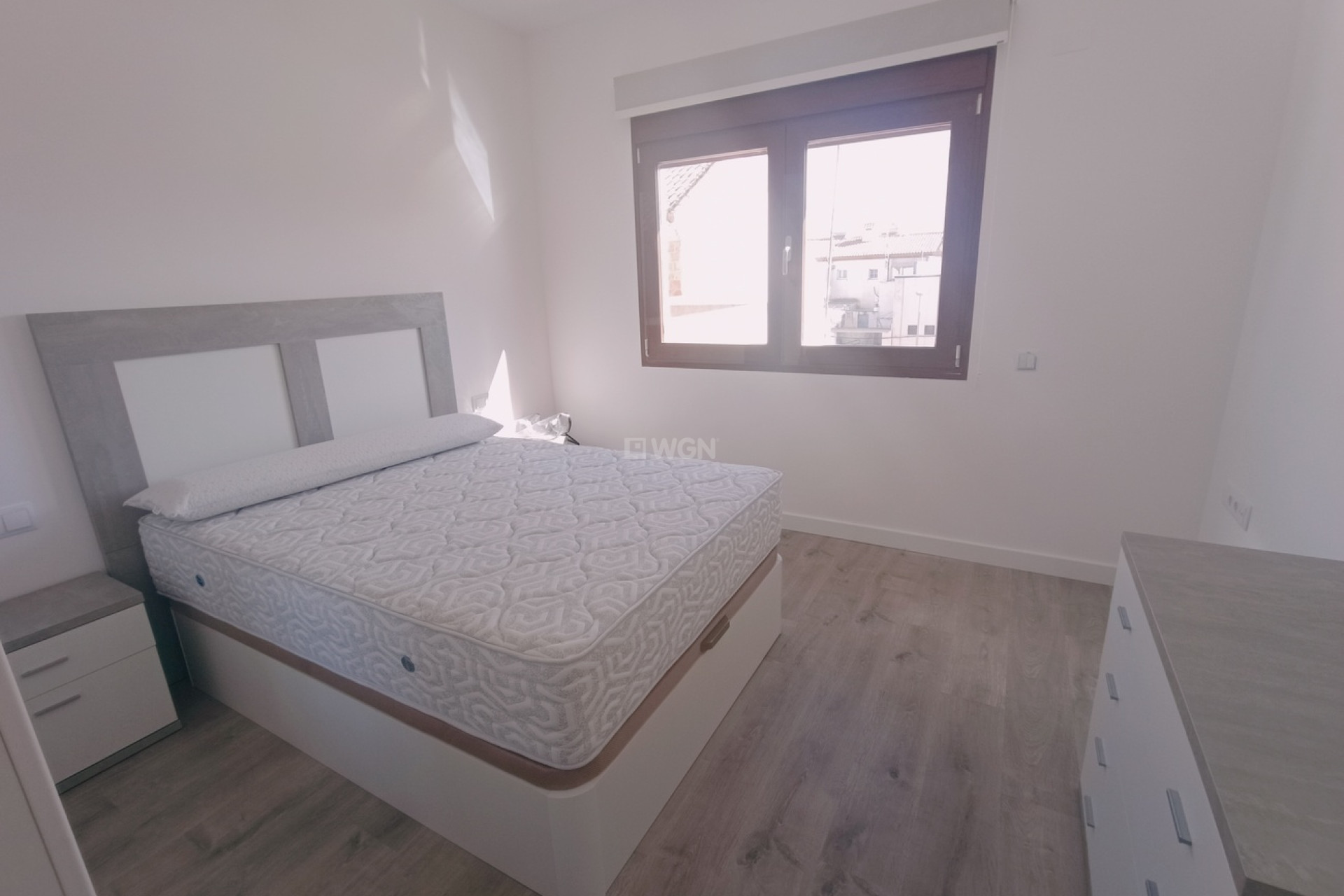 Odsprzedaż - Kamienica - Roldan - Inland