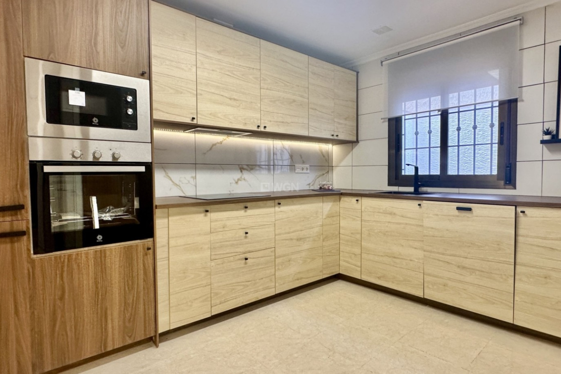 Odsprzedaż - Kamienica - San Miguel de Salinas - Inland