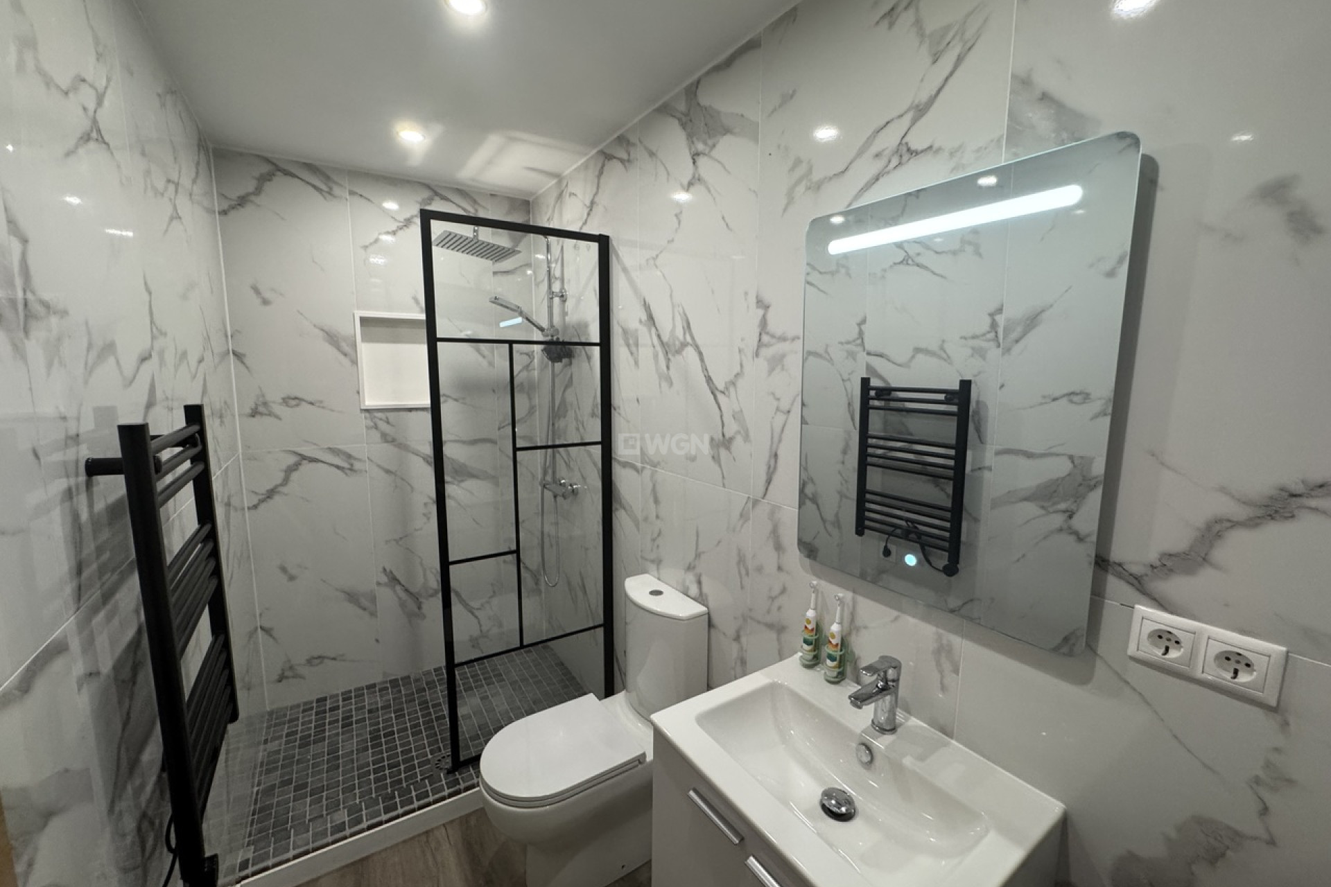 Odsprzedaż - Kamienica - San Miguel de Salinas - Inland