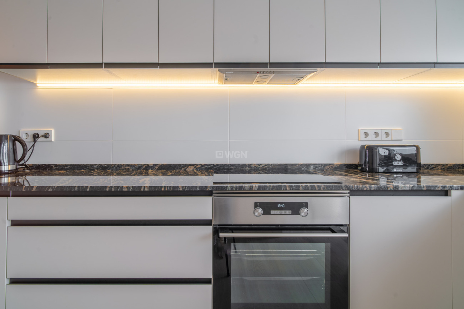 Odsprzedaż - Kamienica - Santiago de la ribera - Costa Calida