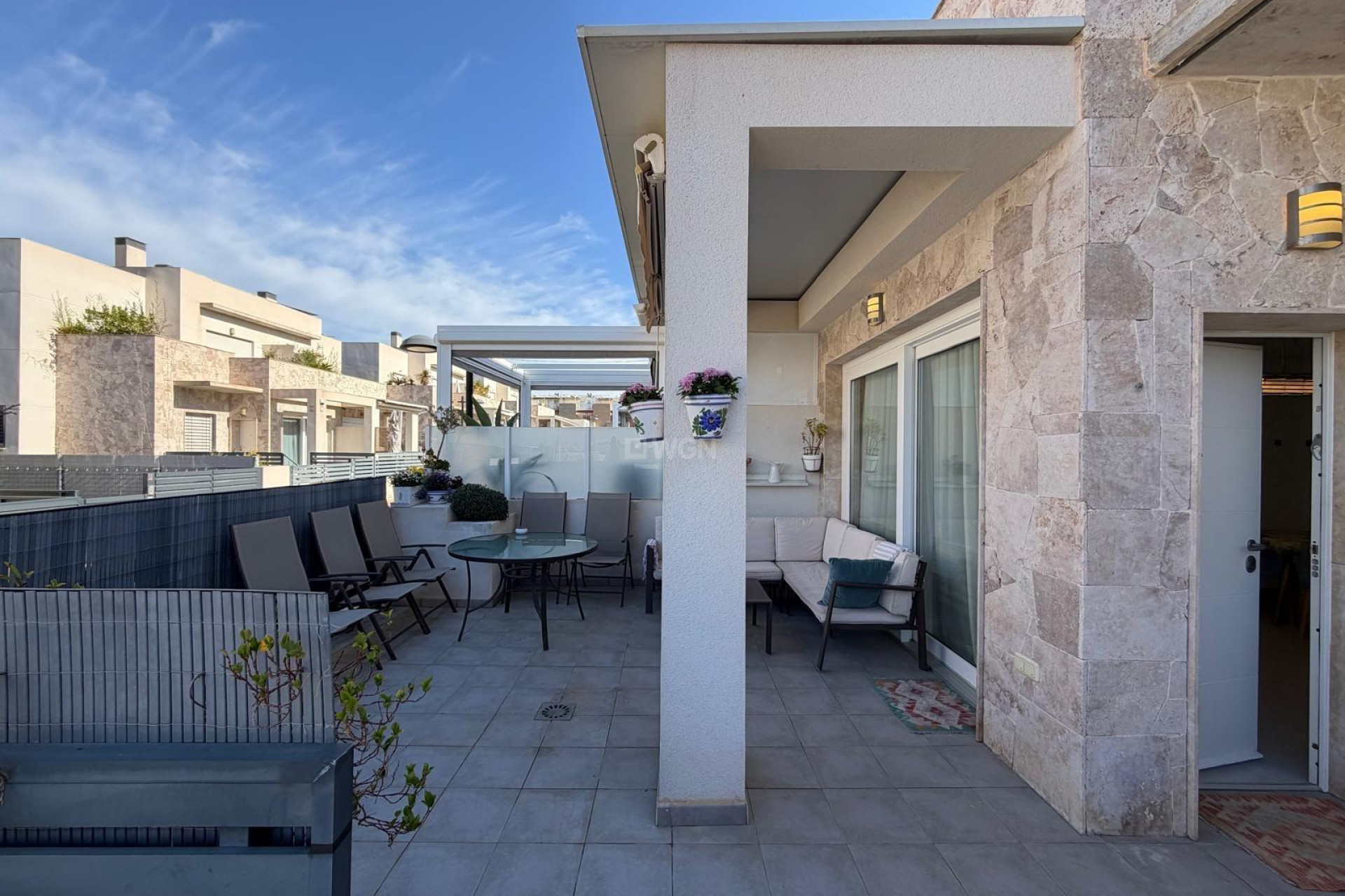 Odsprzedaż - Kamienica - Torrevieja - aguas nuevas
