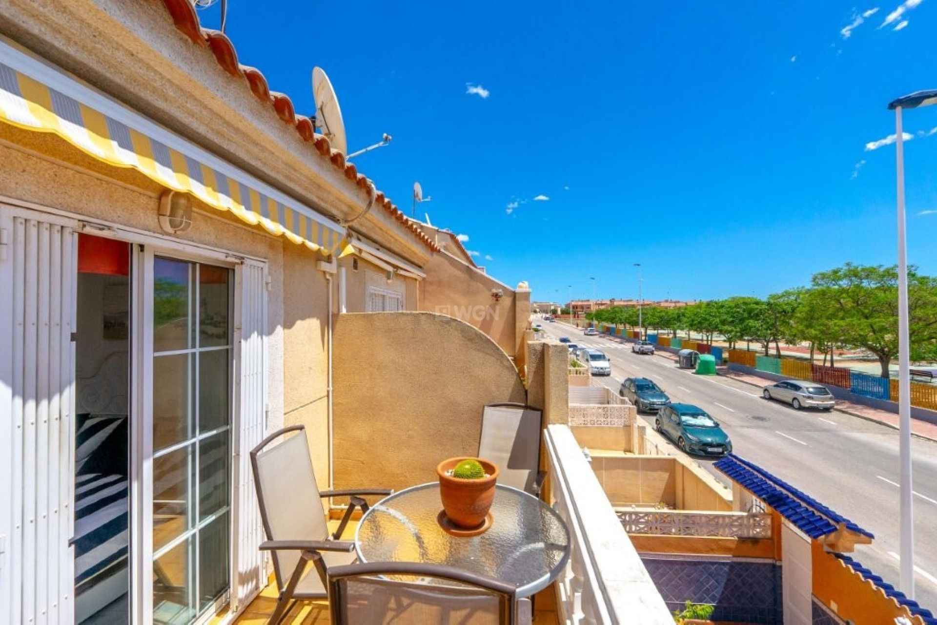 Odsprzedaż - Kamienica - Torrevieja - aguas nuevas