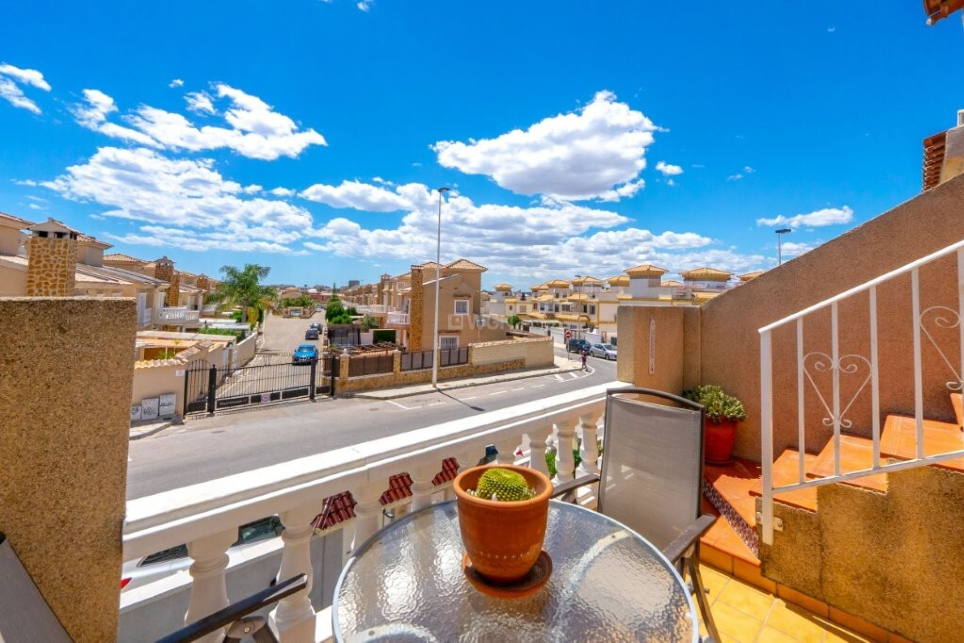 Odsprzedaż - Kamienica - Torrevieja - aguas nuevas