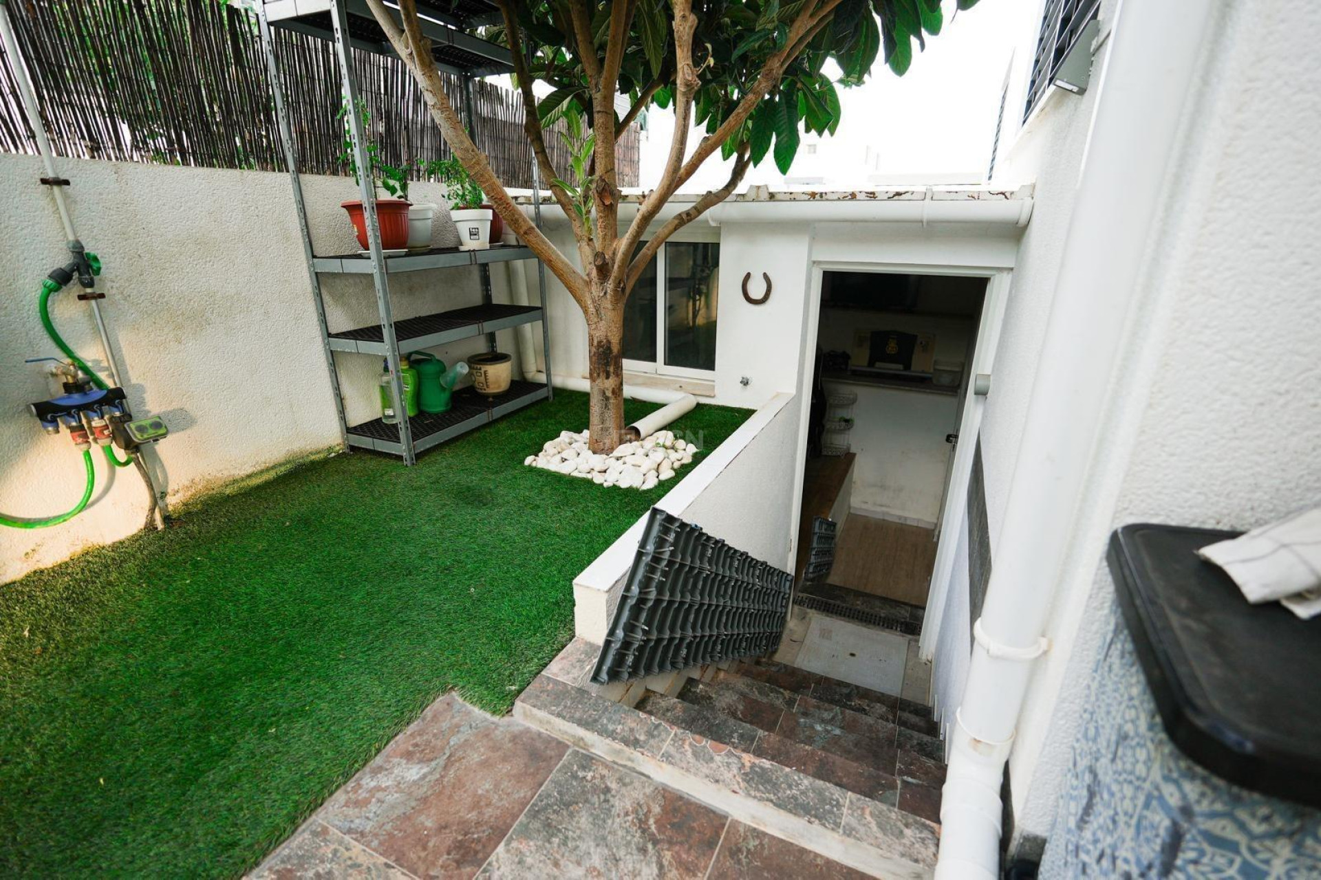 Odsprzedaż - Kamienica - Torrevieja - aguas nuevas