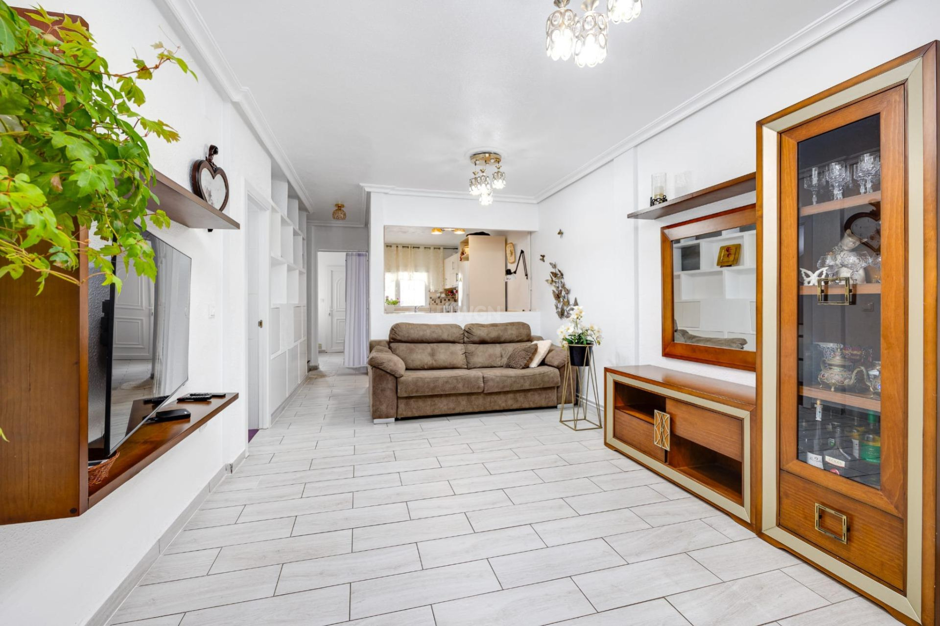 Odsprzedaż - Kamienica - Torrevieja - Calas Blanca