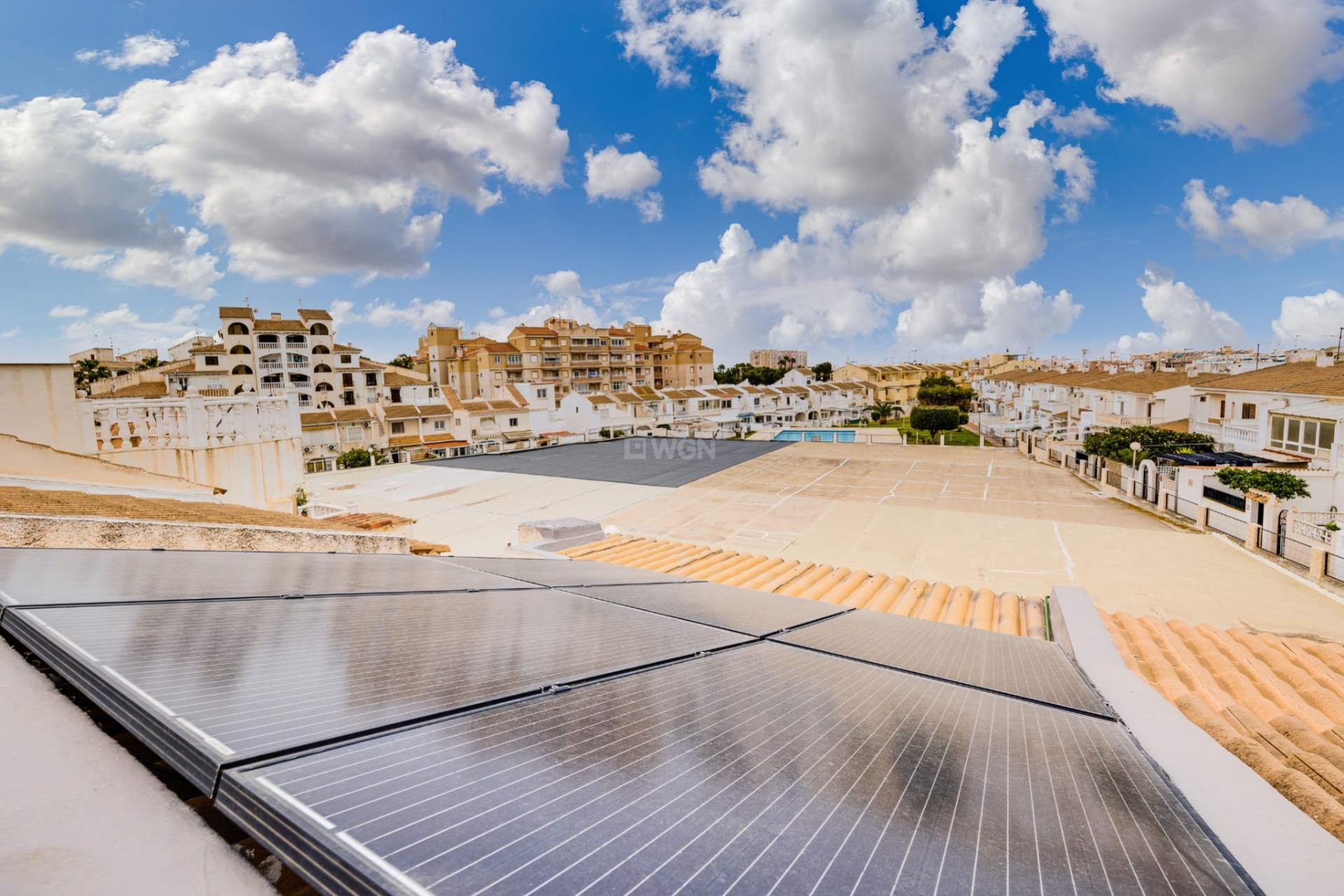 Odsprzedaż - Kamienica - Torrevieja - Calas Blanca
