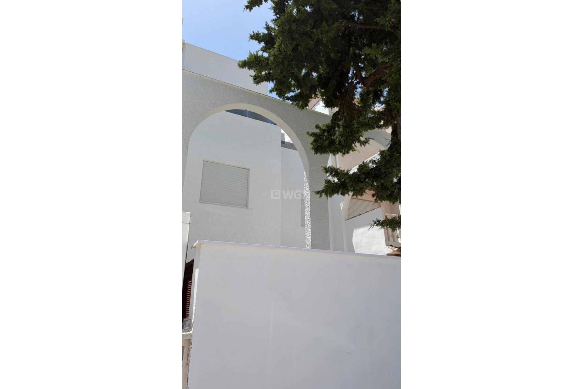 Odsprzedaż - Kamienica - Torrevieja - Calas Blanca
