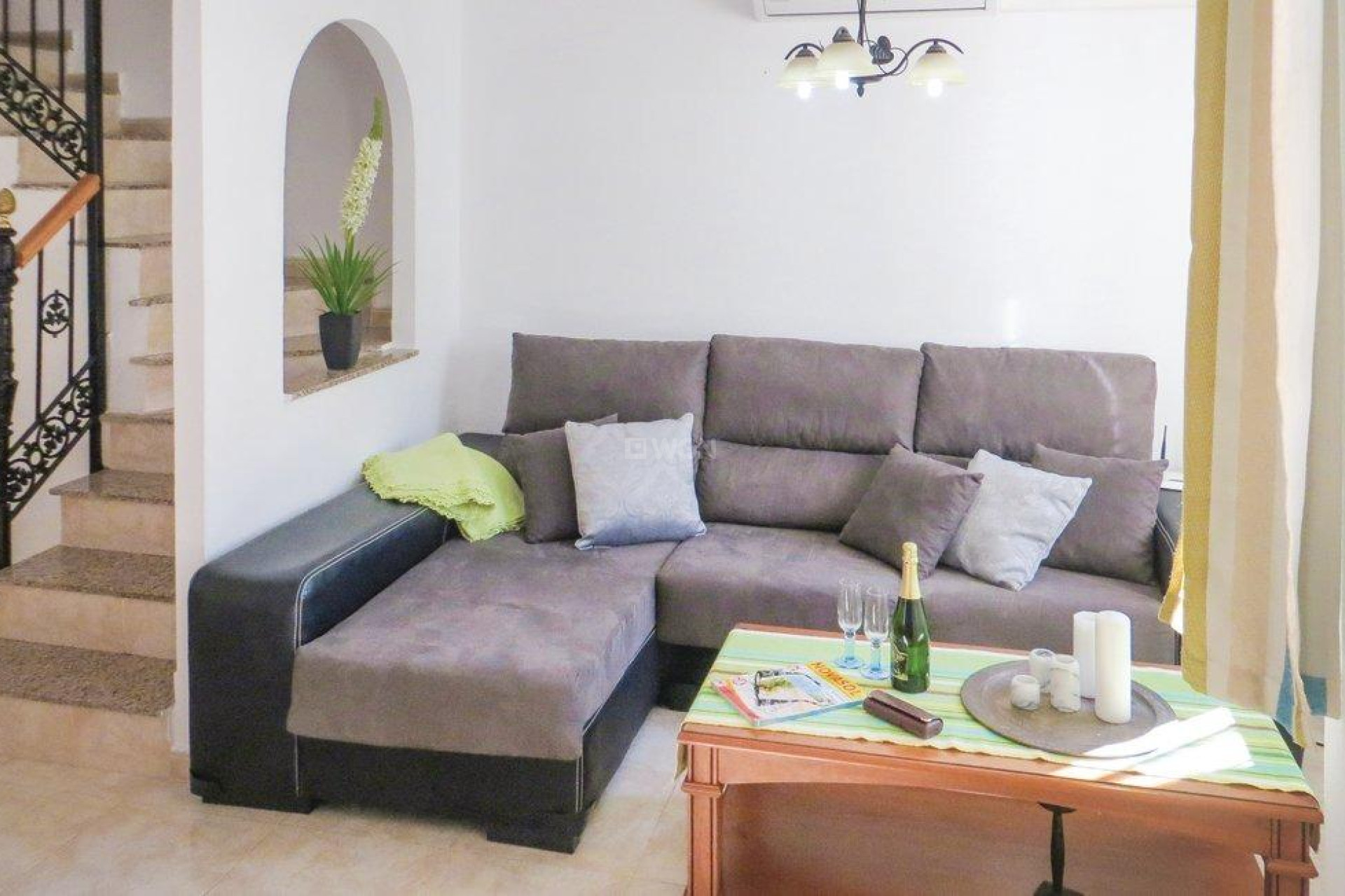 Odsprzedaż - Kamienica - Torrevieja - Carrefour
