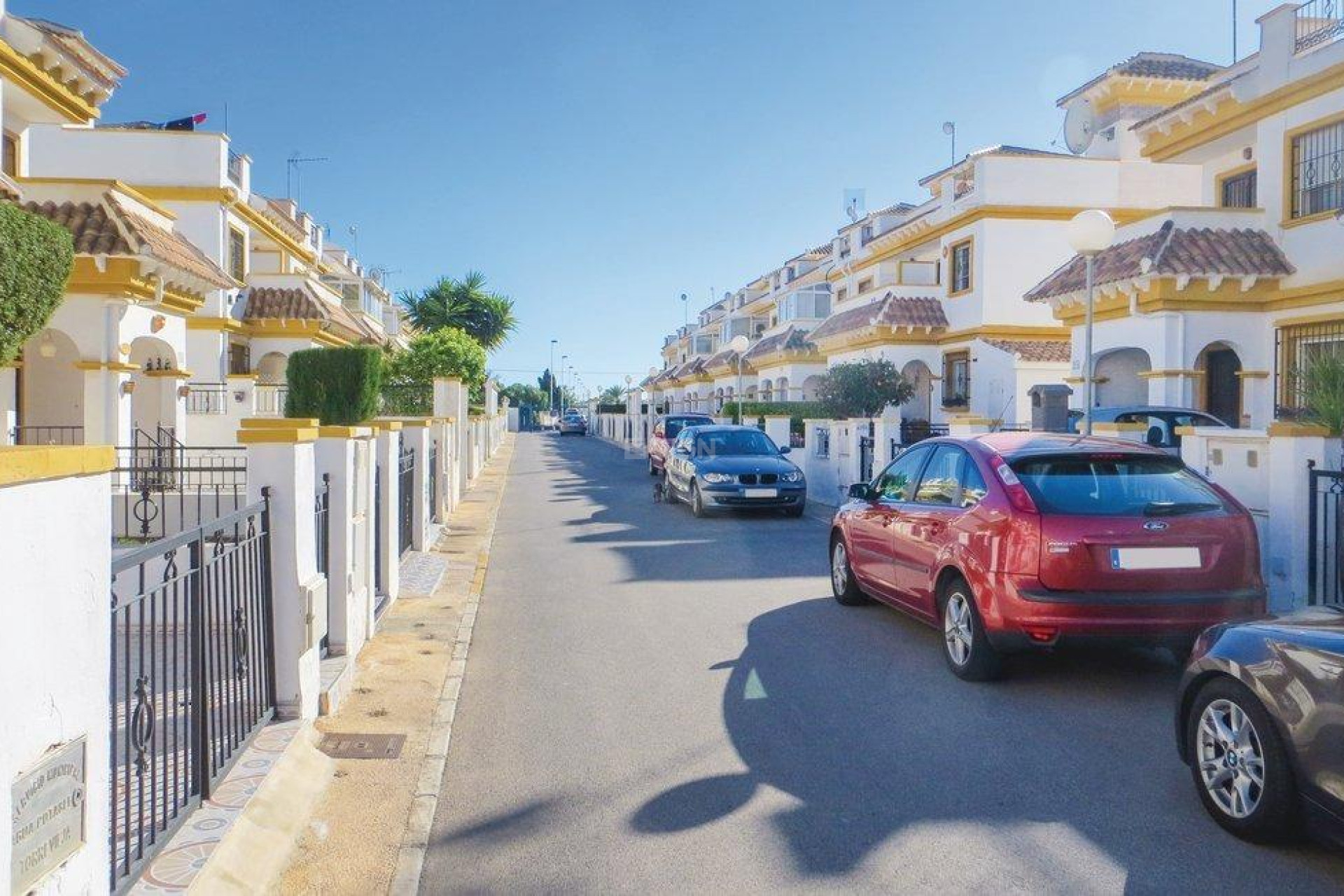 Odsprzedaż - Kamienica - Torrevieja - Carrefour
