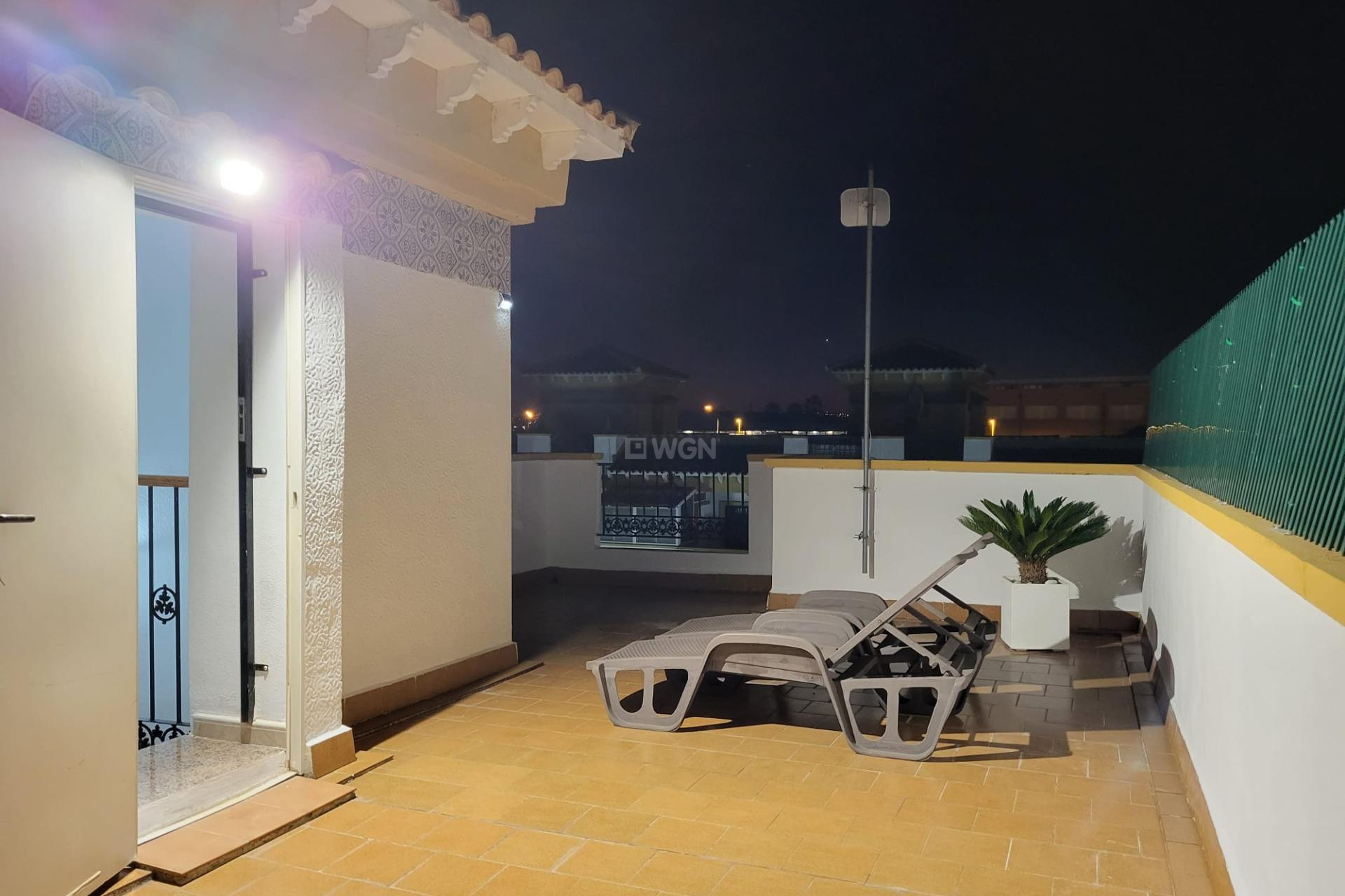 Odsprzedaż - Kamienica - Torrevieja - Carrefour