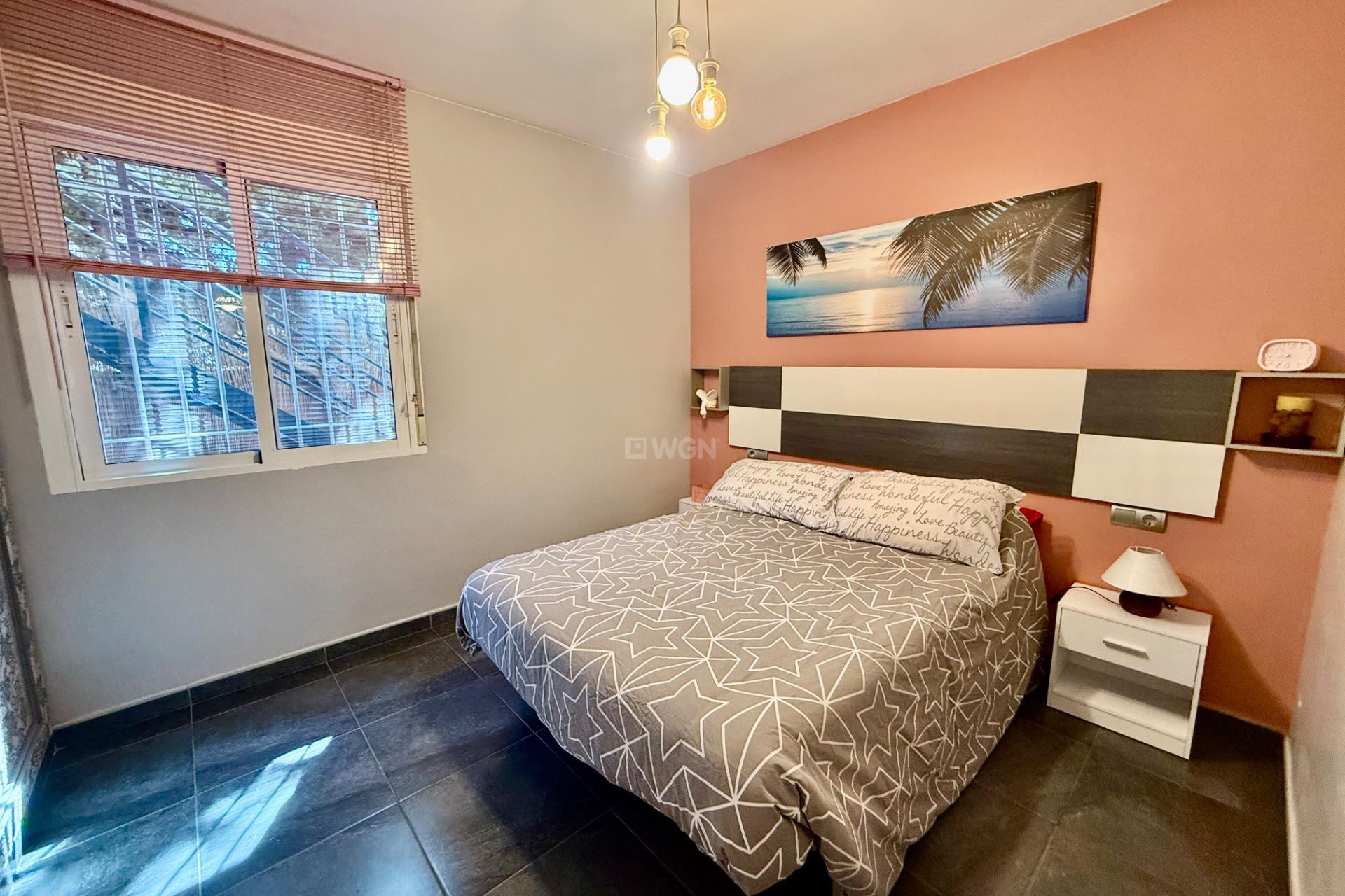 Odsprzedaż - Kamienica - Torrevieja - Carrefour