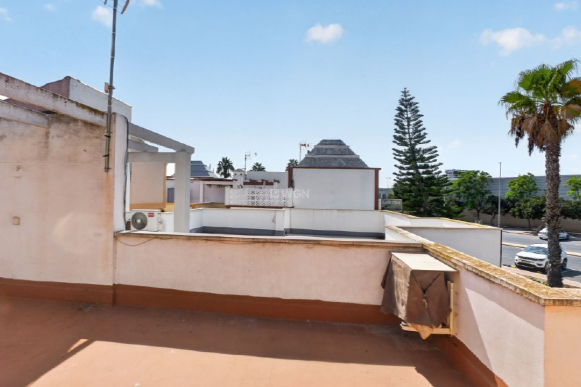 Odsprzedaż - Kamienica - Torrevieja - Costa Blanca