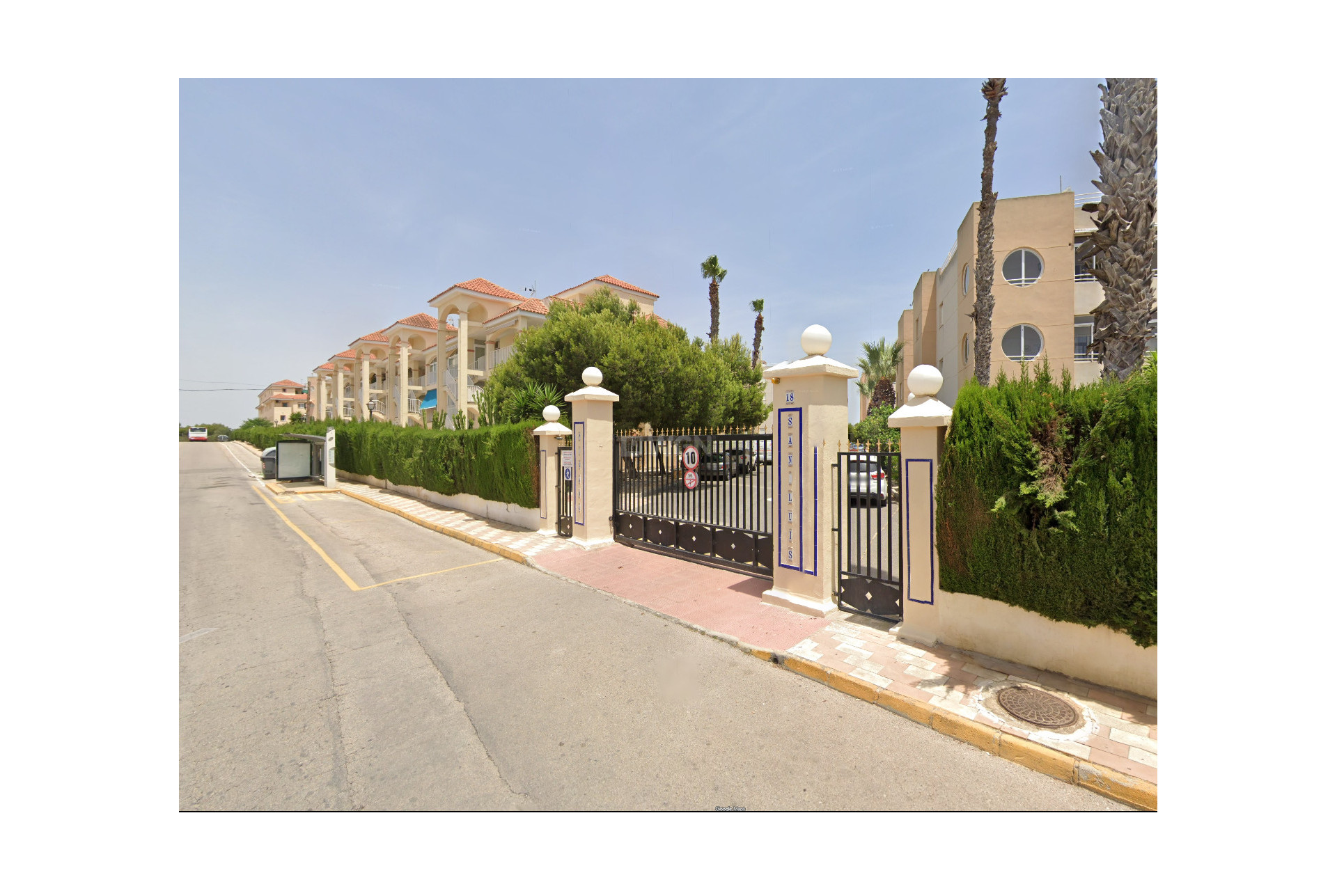 Odsprzedaż - Kamienica - Torrevieja - Costa Blanca
