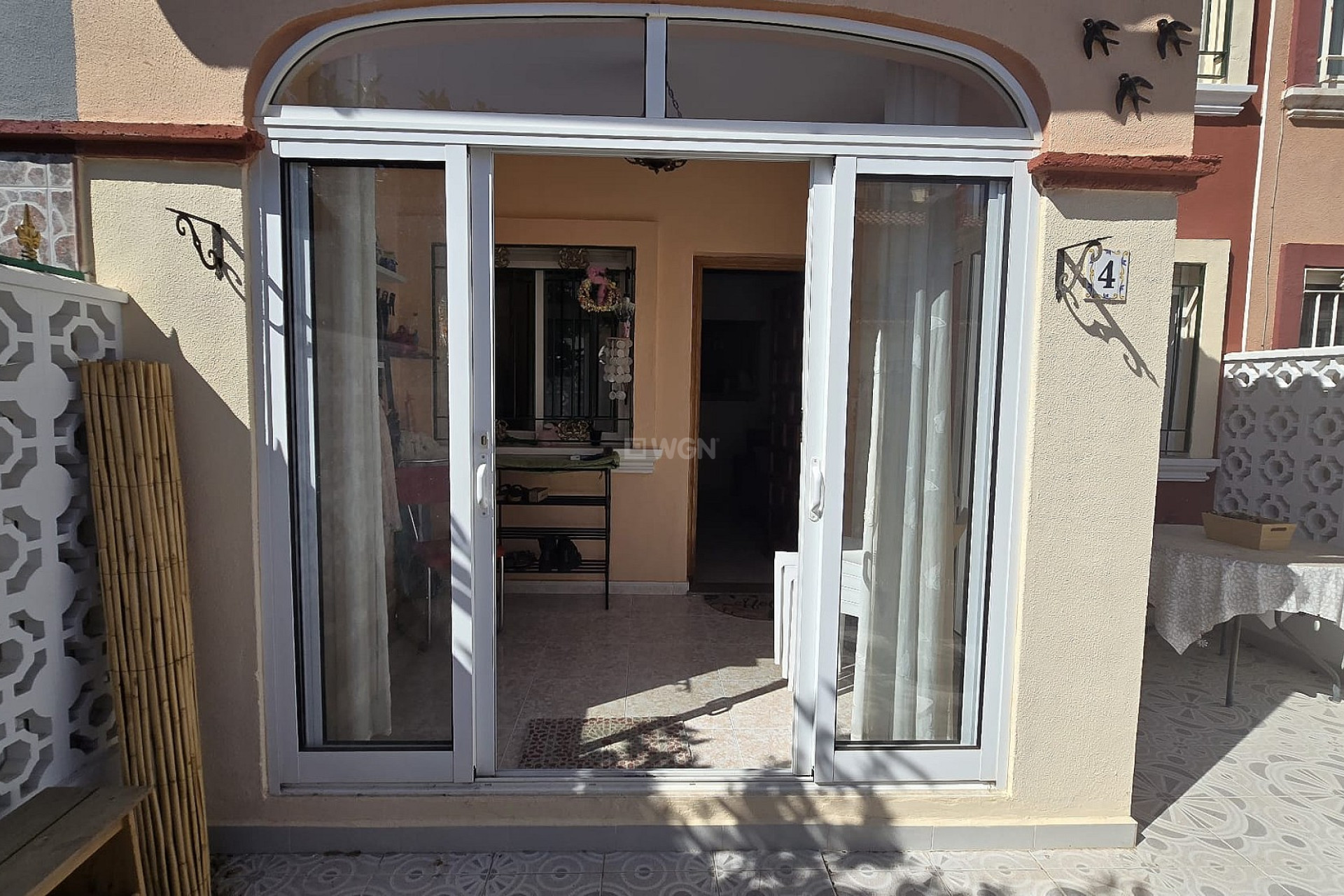 Odsprzedaż - Kamienica - Torrevieja - Costa Blanca