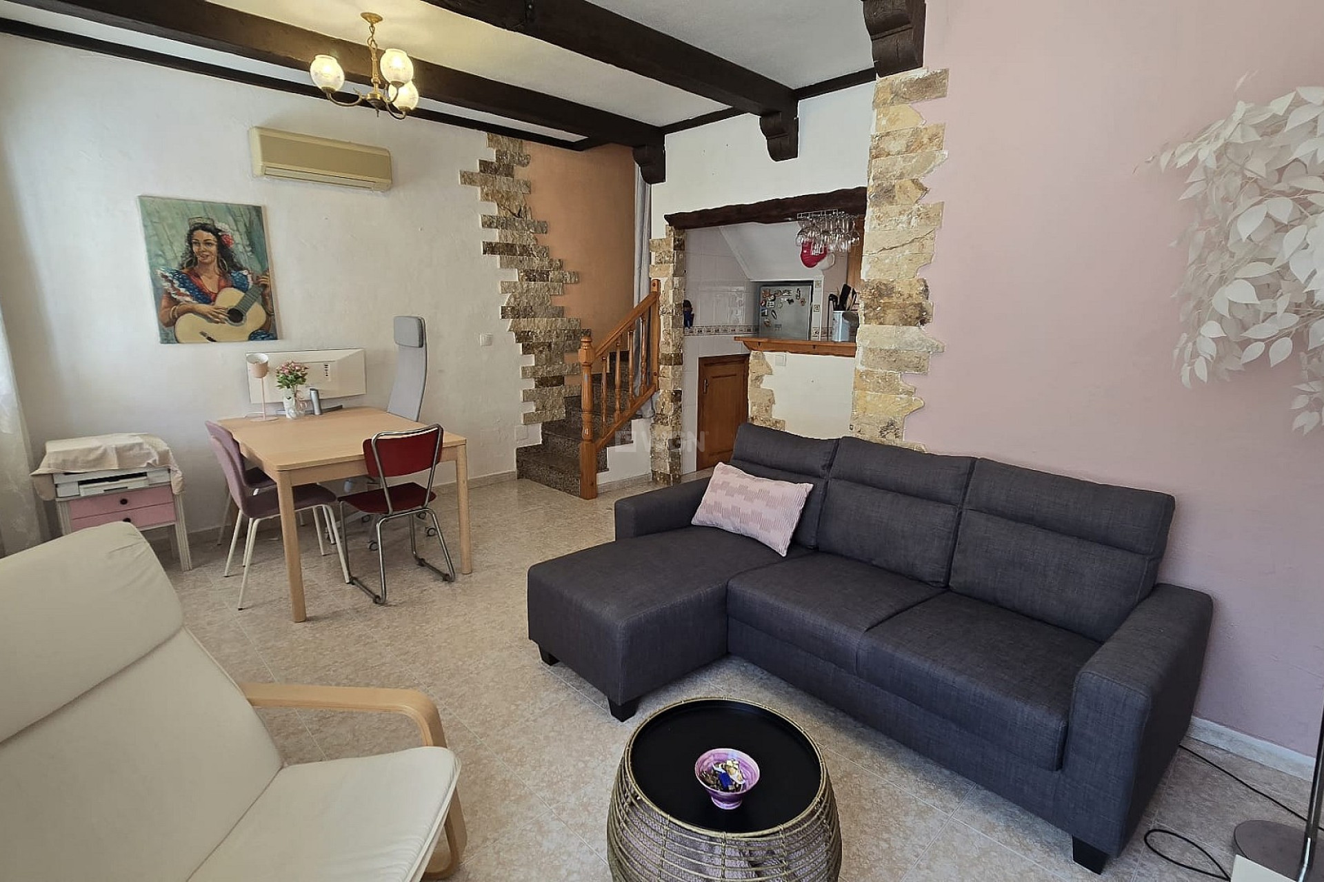 Odsprzedaż - Kamienica - Torrevieja - Costa Blanca