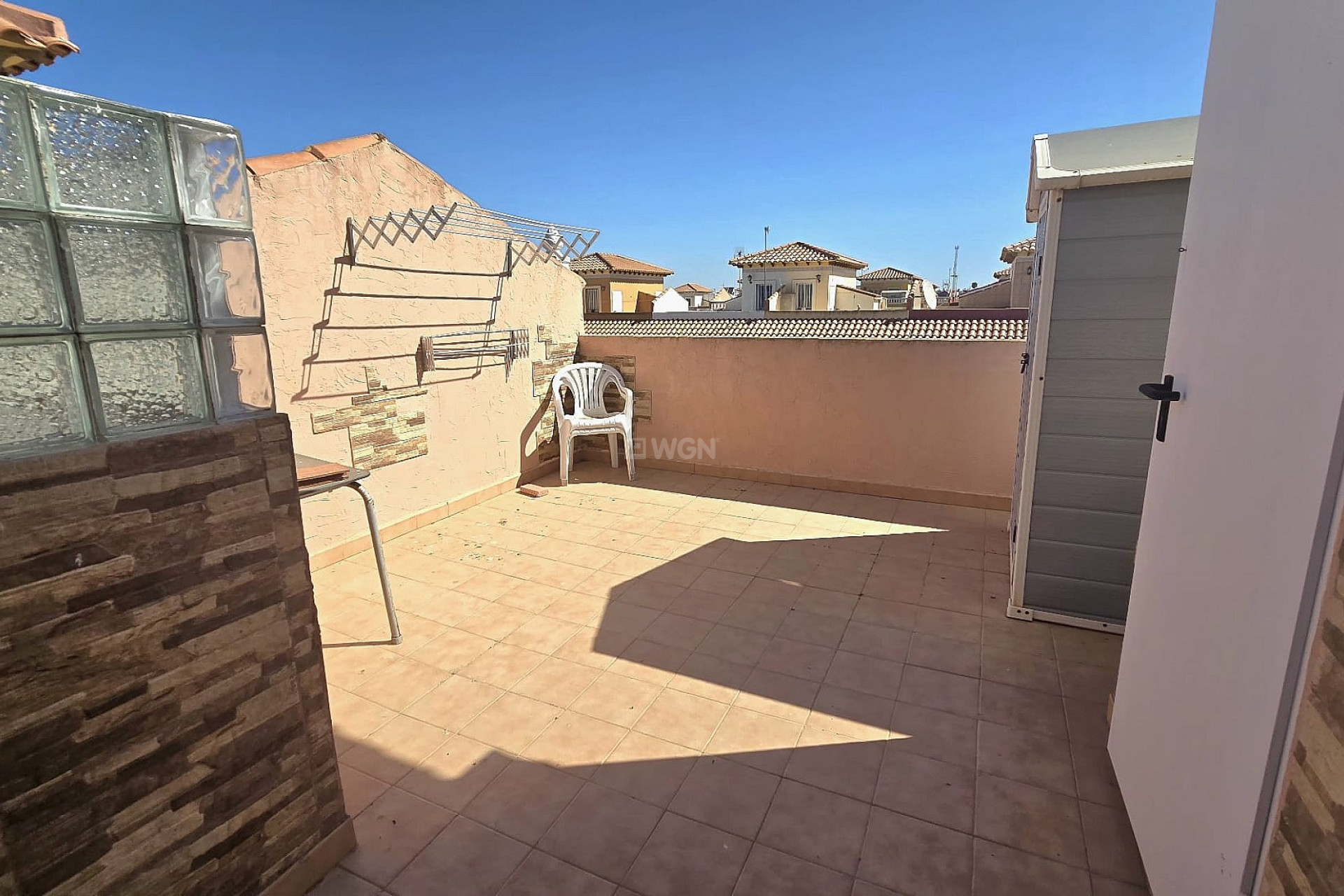 Odsprzedaż - Kamienica - Torrevieja - Costa Blanca