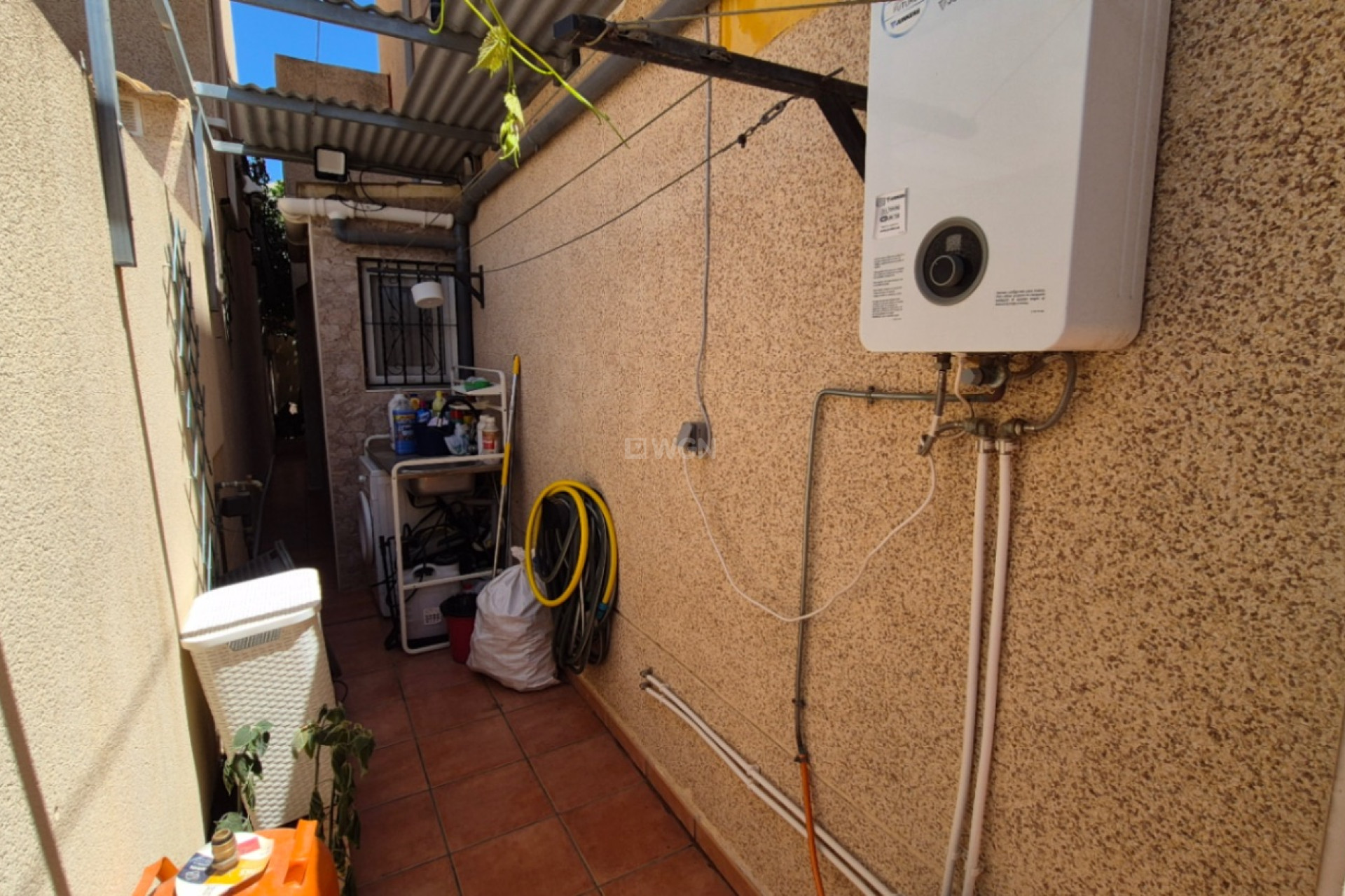 Odsprzedaż - Kamienica - Torrevieja - Costa Blanca