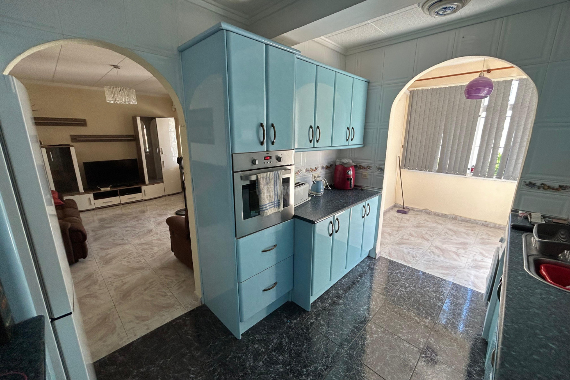 Odsprzedaż - Kamienica - Torrevieja - Costa Blanca