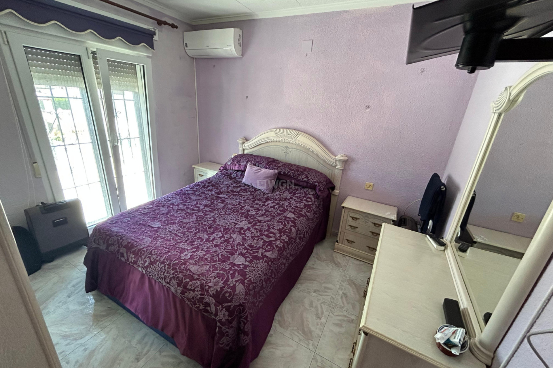 Odsprzedaż - Kamienica - Torrevieja - Costa Blanca