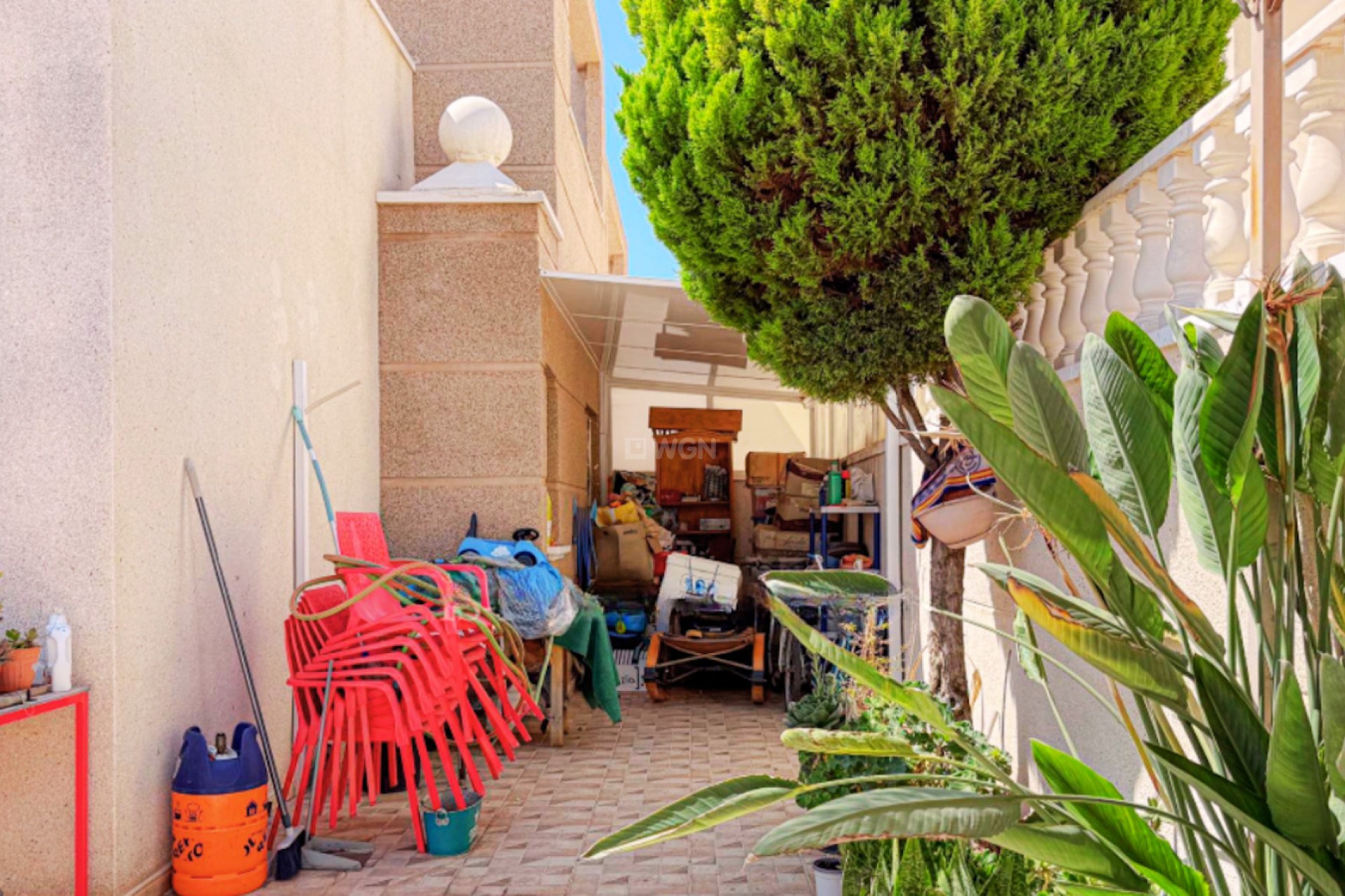 Odsprzedaż - Kamienica - Torrevieja - Costa Blanca