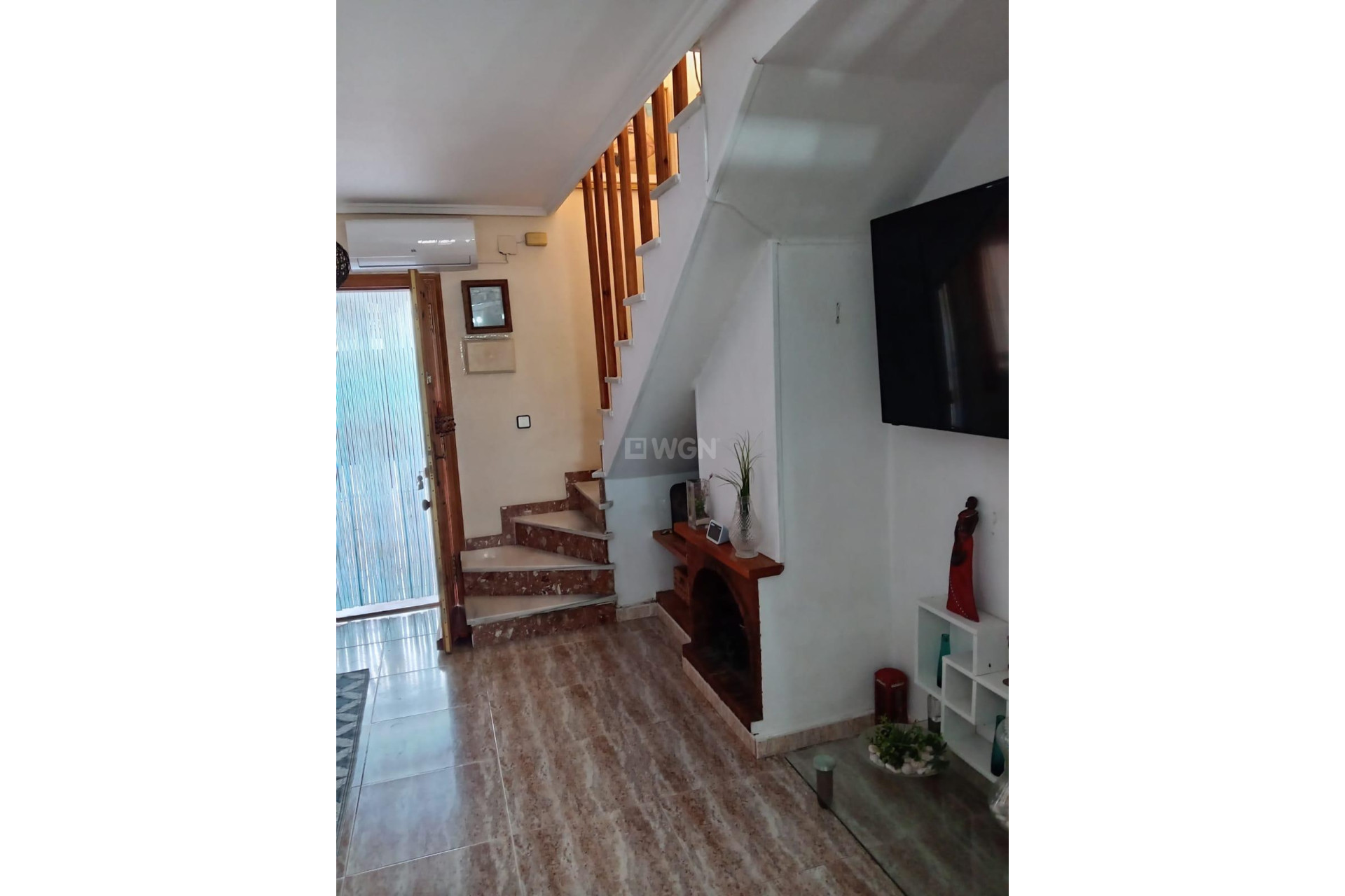 Odsprzedaż - Kamienica - Torrevieja - Costa Blanca