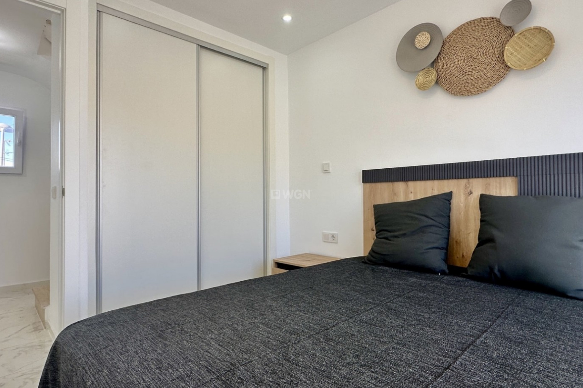 Odsprzedaż - Kamienica - Torrevieja - Costa Blanca