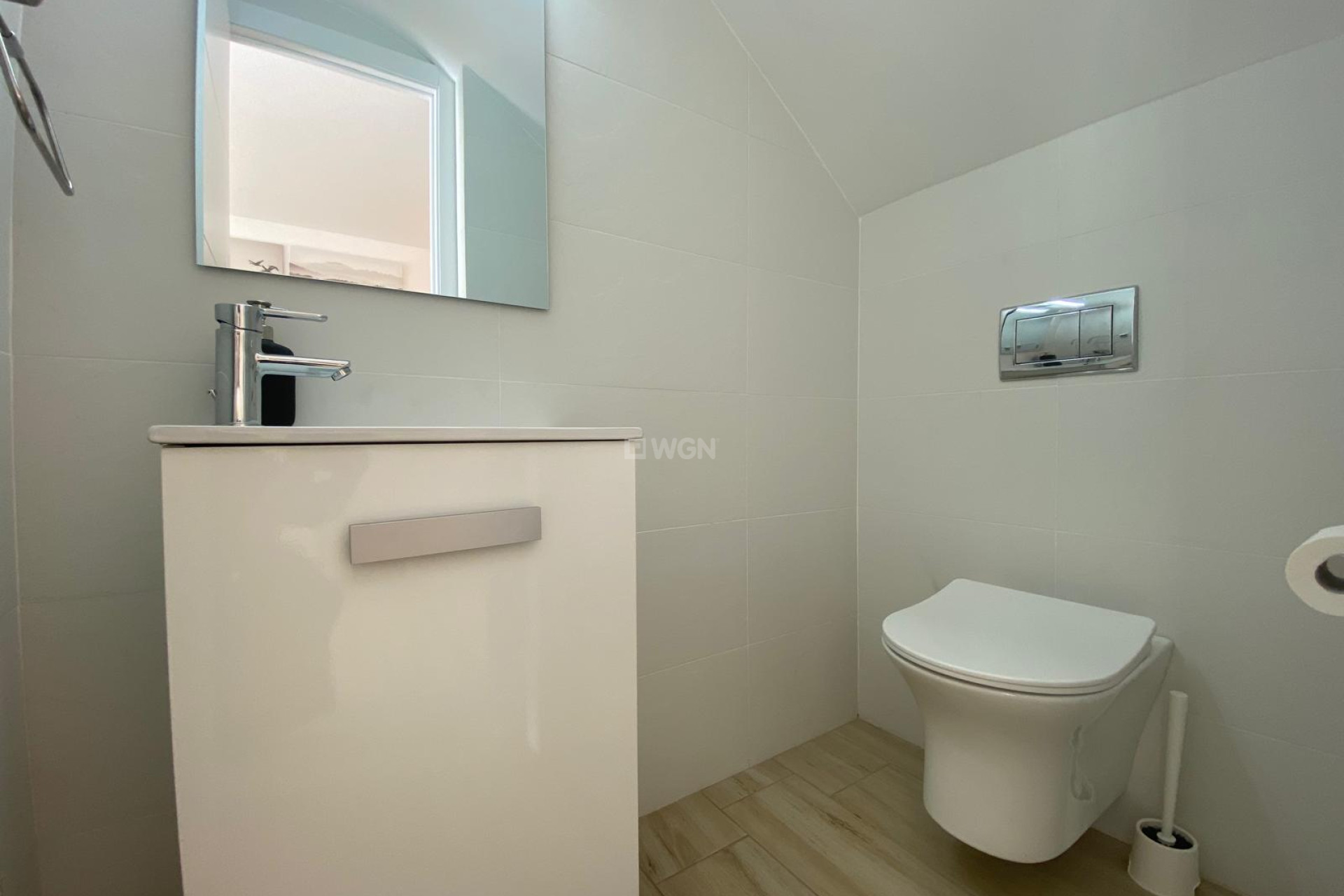 Odsprzedaż - Kamienica - Torrevieja - Costa Blanca