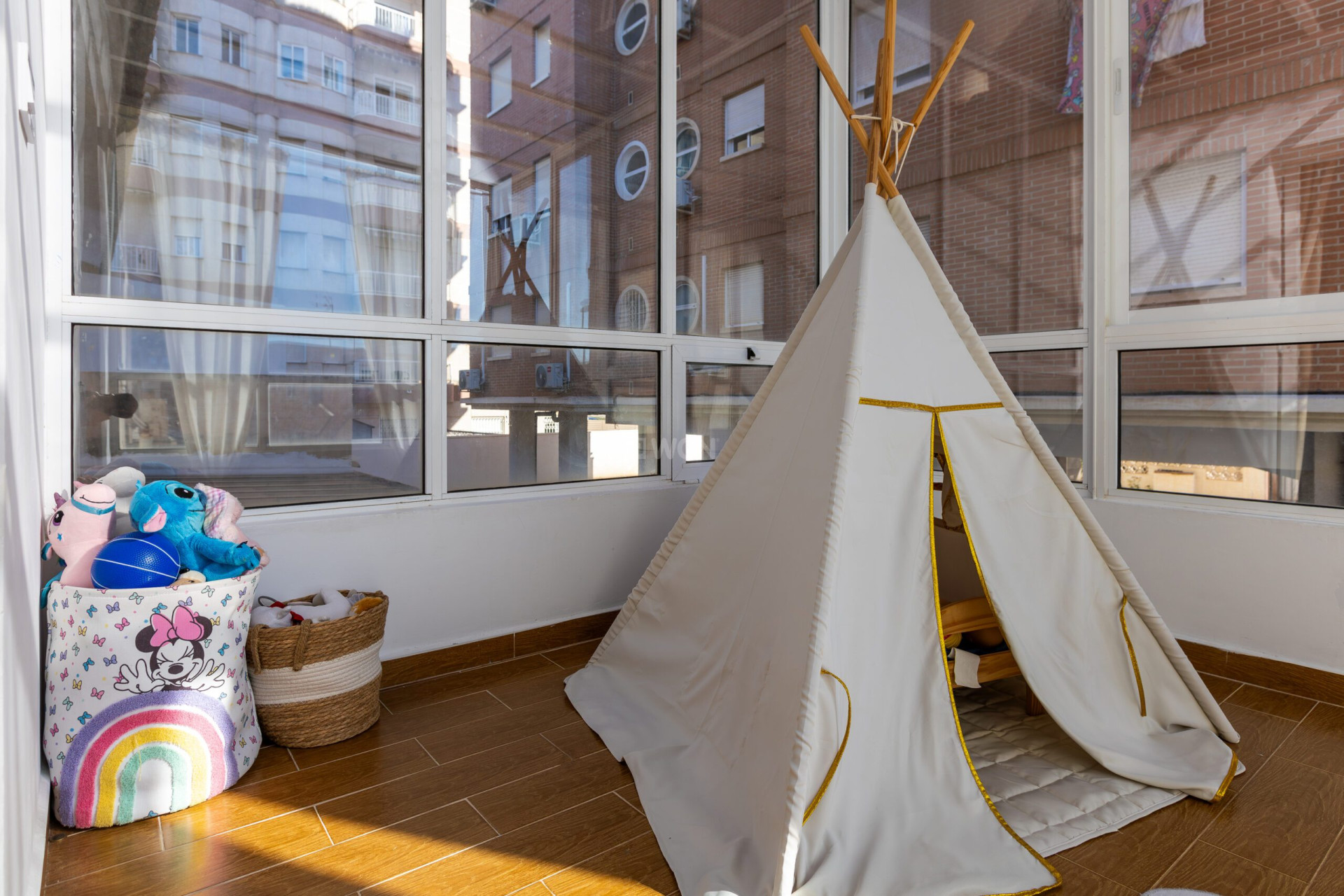 Odsprzedaż - Kamienica - Torrevieja - Costa Blanca