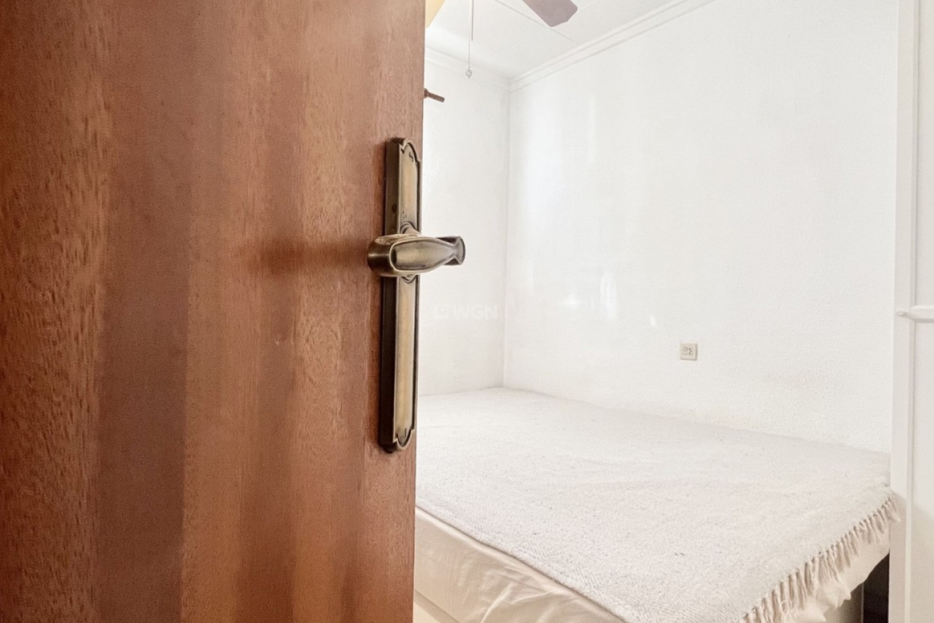 Odsprzedaż - Kamienica - Torrevieja - Costa Blanca