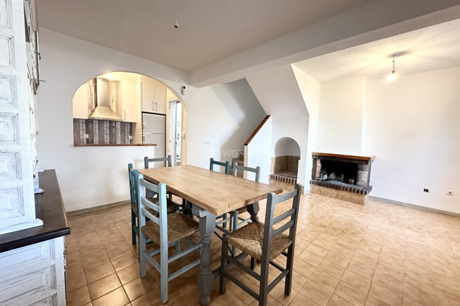 Odsprzedaż - Kamienica - Torrevieja - Costa Blanca