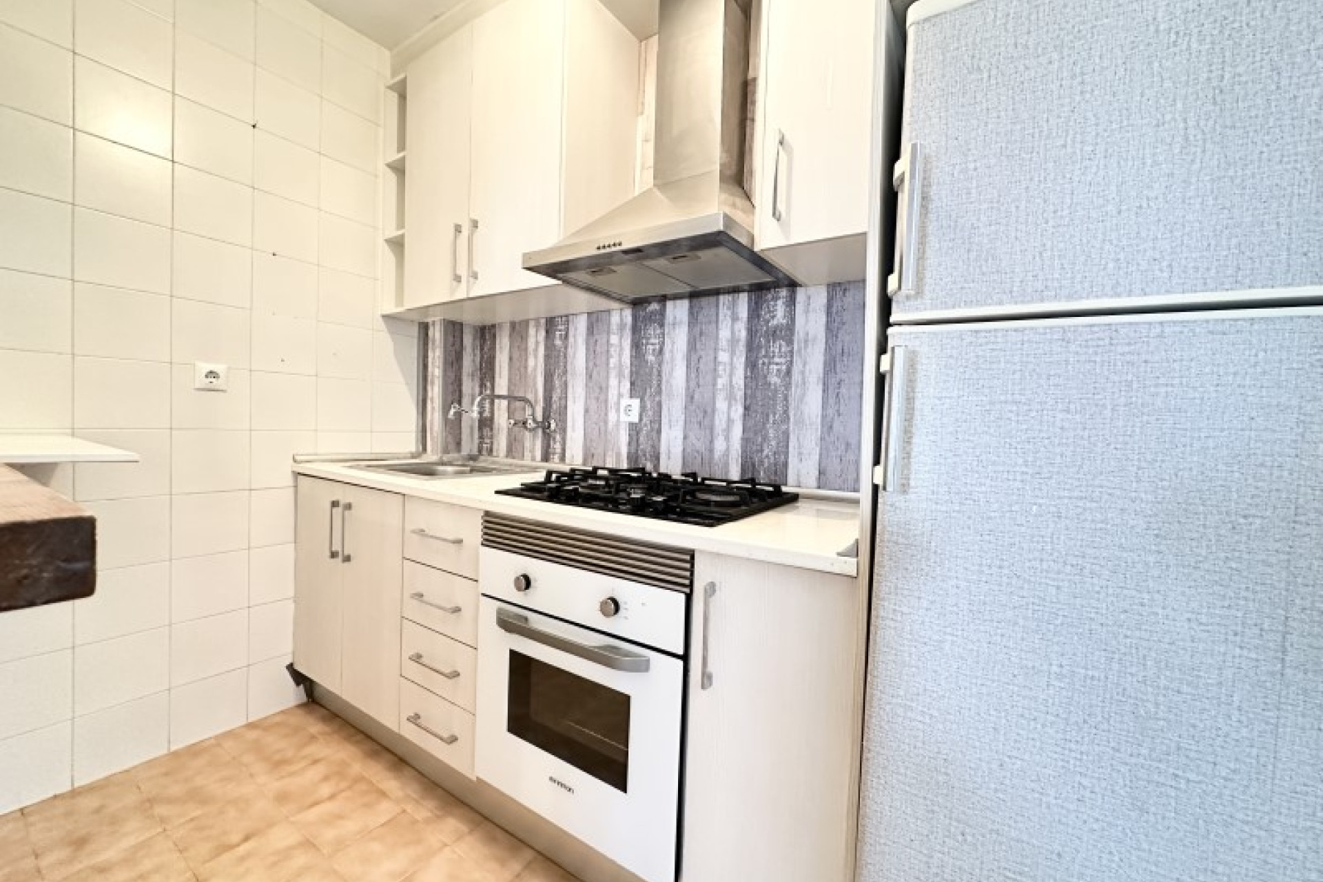 Odsprzedaż - Kamienica - Torrevieja - Costa Blanca