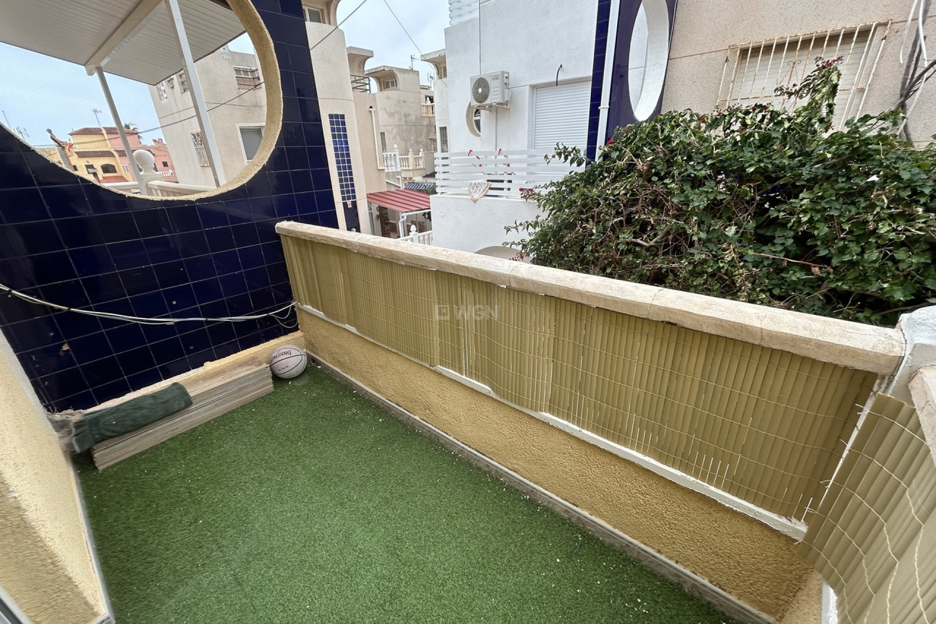 Odsprzedaż - Kamienica - Torrevieja - Costa Blanca