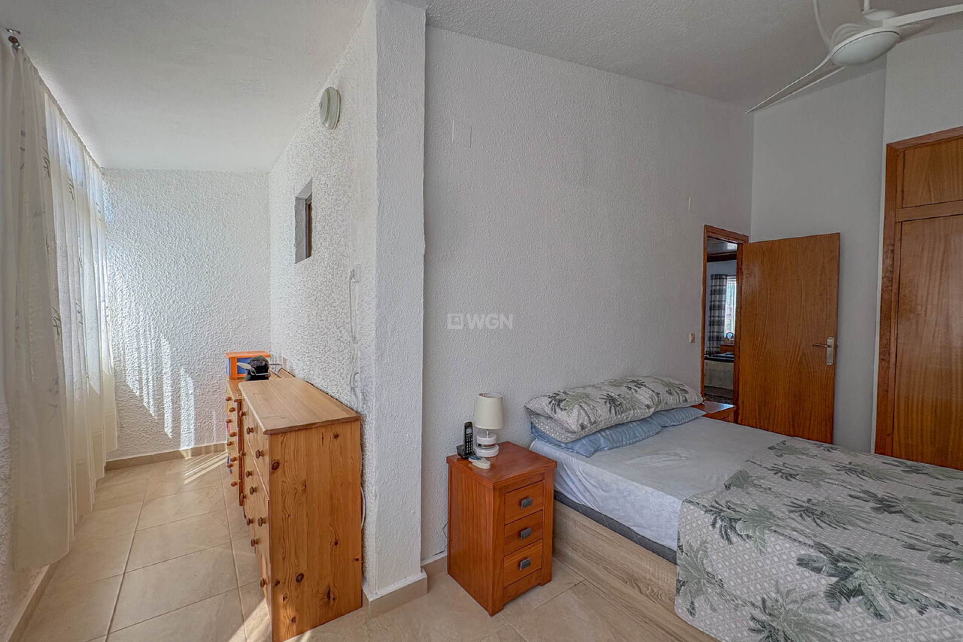 Odsprzedaż - Kamienica - Torrevieja - Costa Blanca