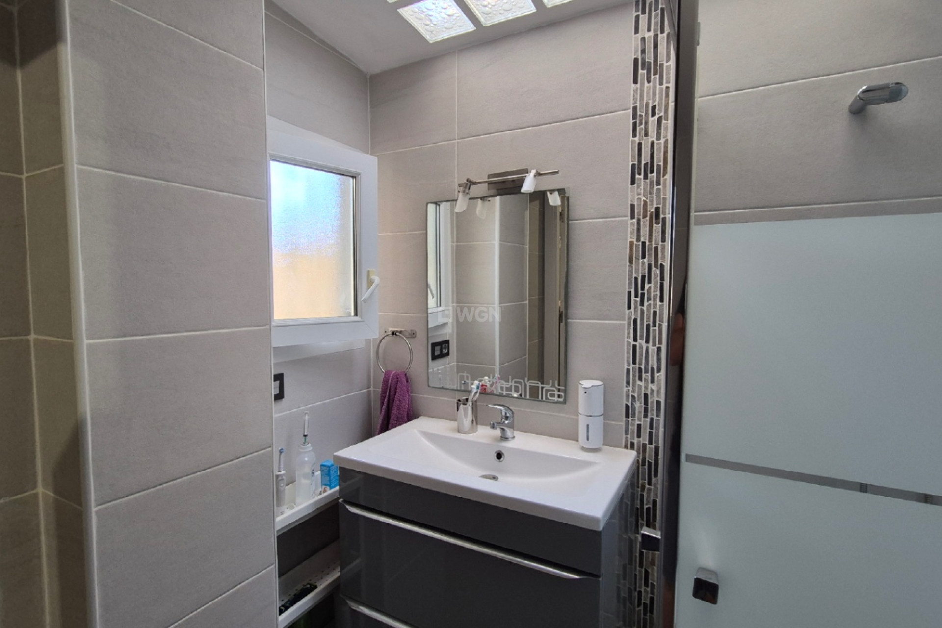 Odsprzedaż - Kamienica - Torrevieja - Costa Blanca