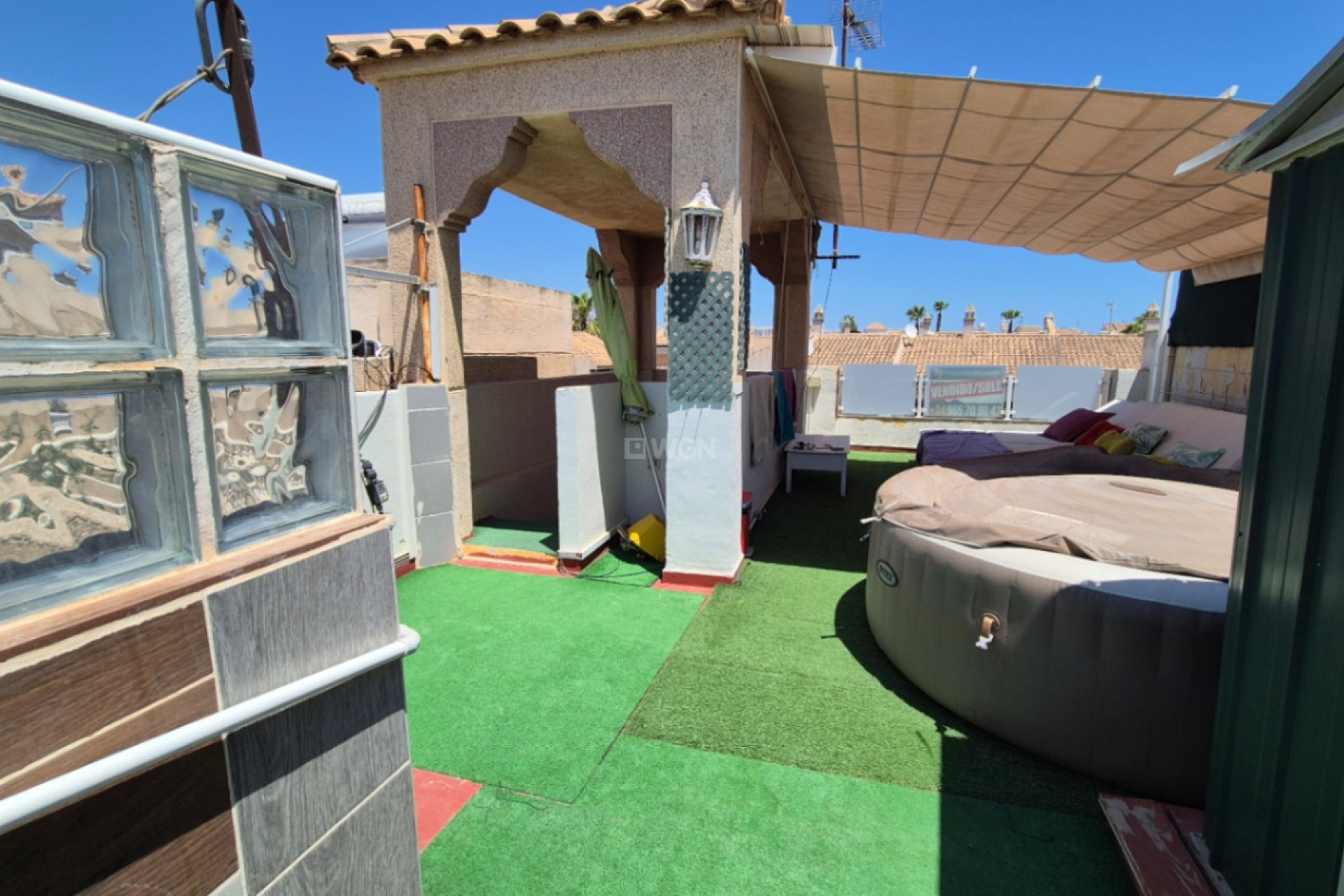 Odsprzedaż - Kamienica - Torrevieja - Costa Blanca