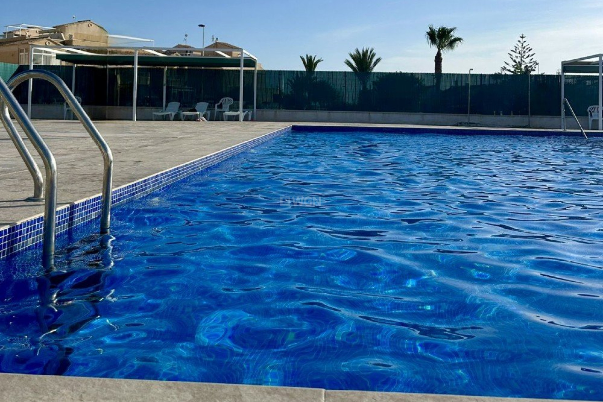 Odsprzedaż - Kamienica - Torrevieja - Costa Blanca