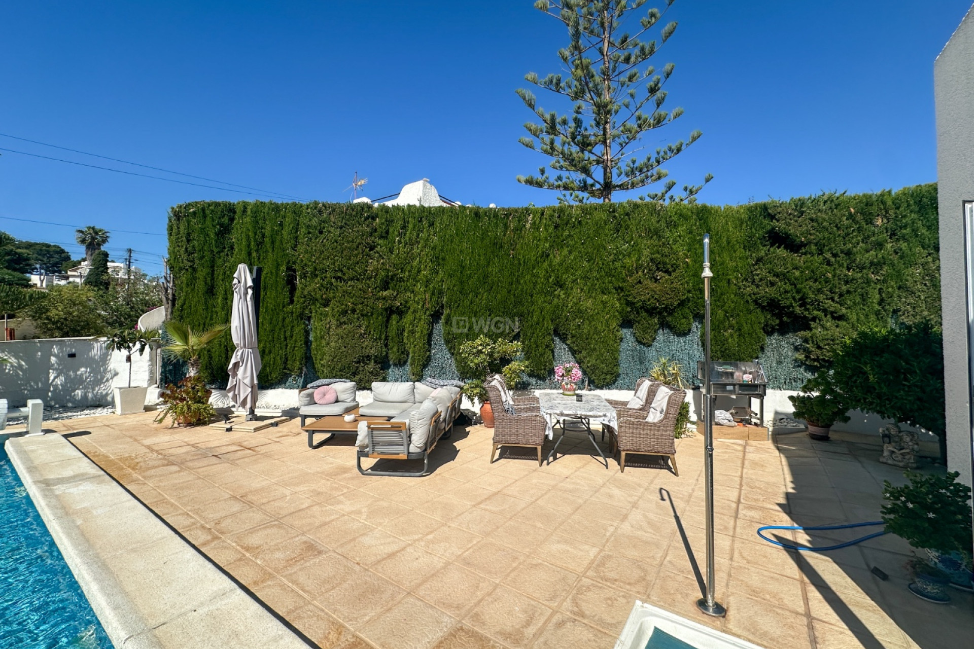 Odsprzedaż - Kamienica - Torrevieja - Costa Blanca