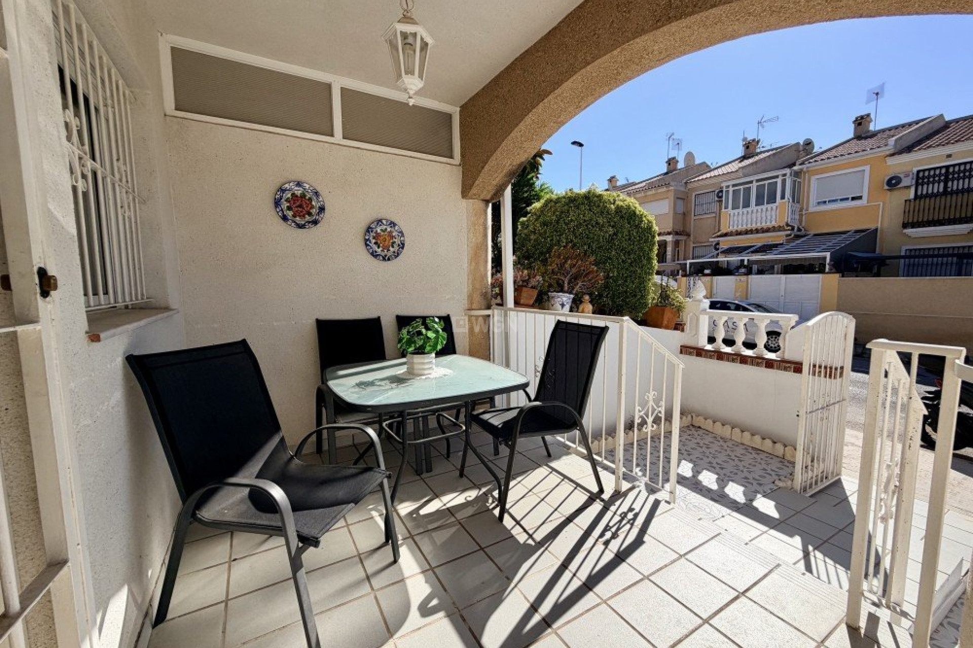 Odsprzedaż - Kamienica - Torrevieja - Costa Blanca