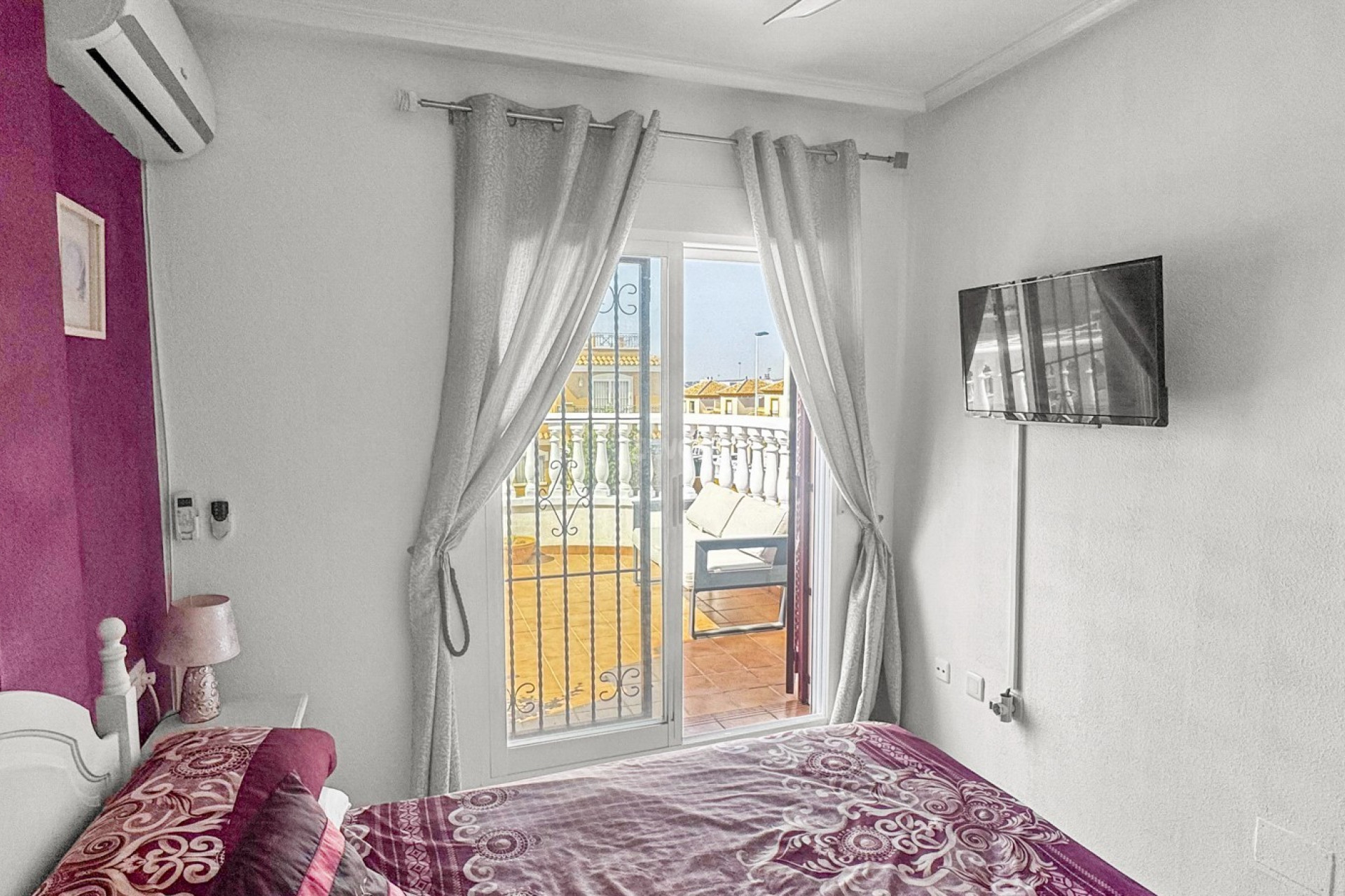 Odsprzedaż - Kamienica - Torrevieja - Costa Blanca