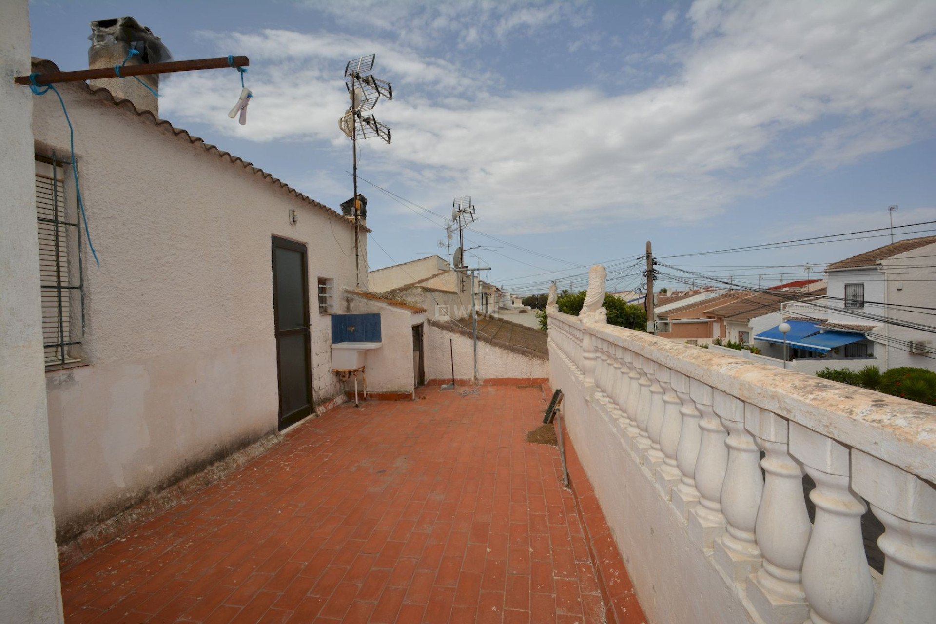 Odsprzedaż - Kamienica - Torrevieja - Costa Blanca