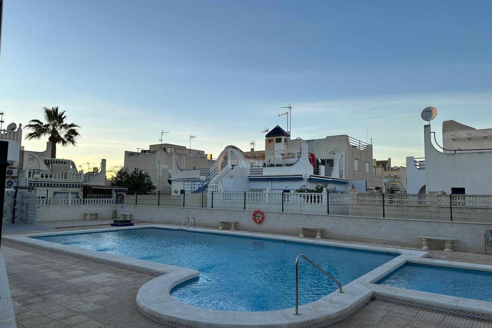 Odsprzedaż - Kamienica - Torrevieja - Doña Ines