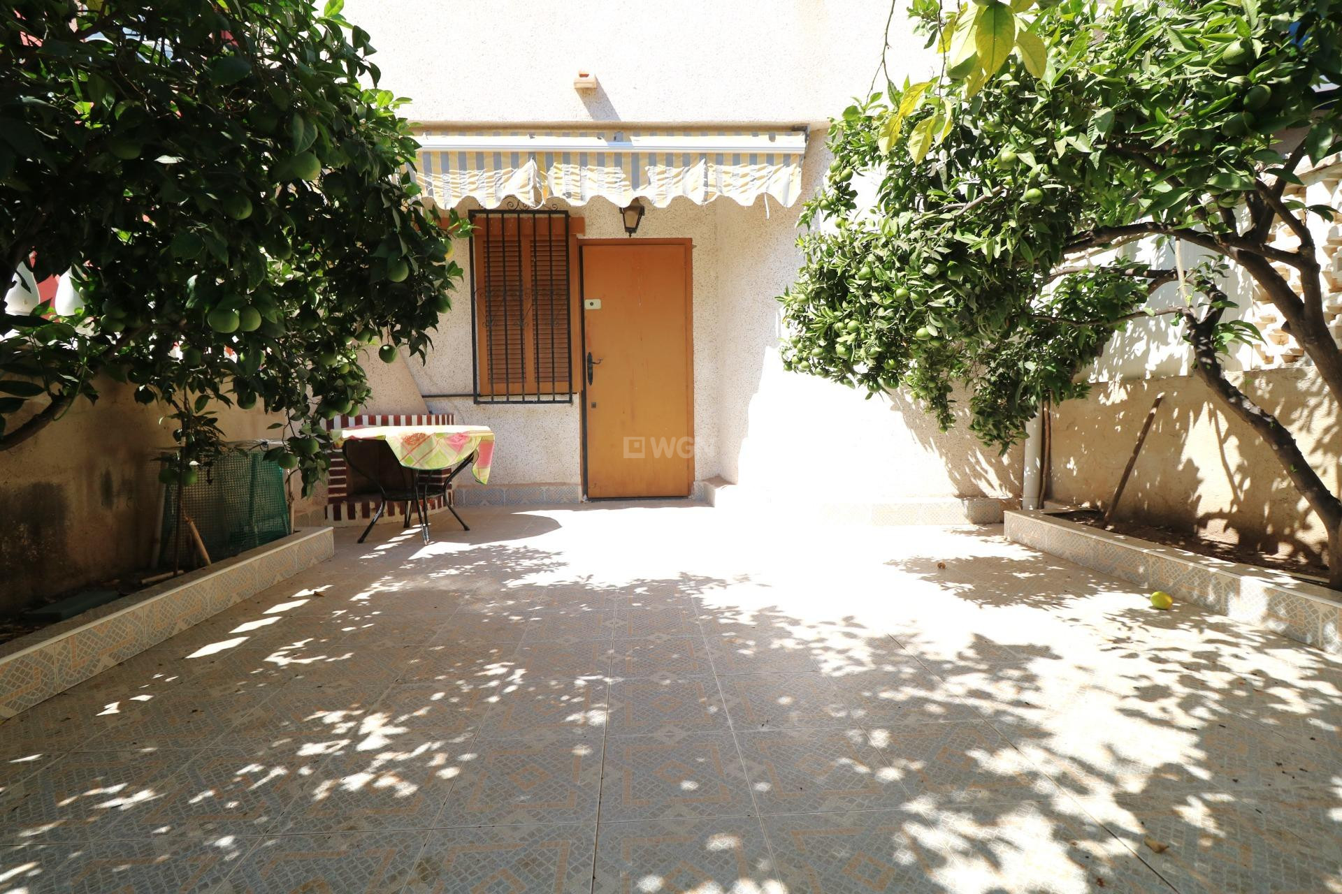 Odsprzedaż - Kamienica - Torrevieja - El Acequión - Los Náufragos