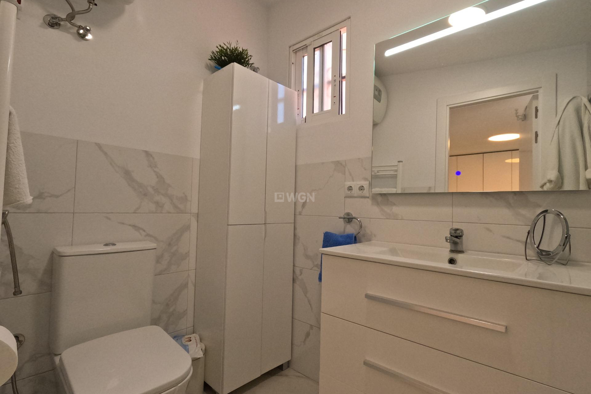 Odsprzedaż - Kamienica - Torrevieja - El Acequión - Los Náufragos